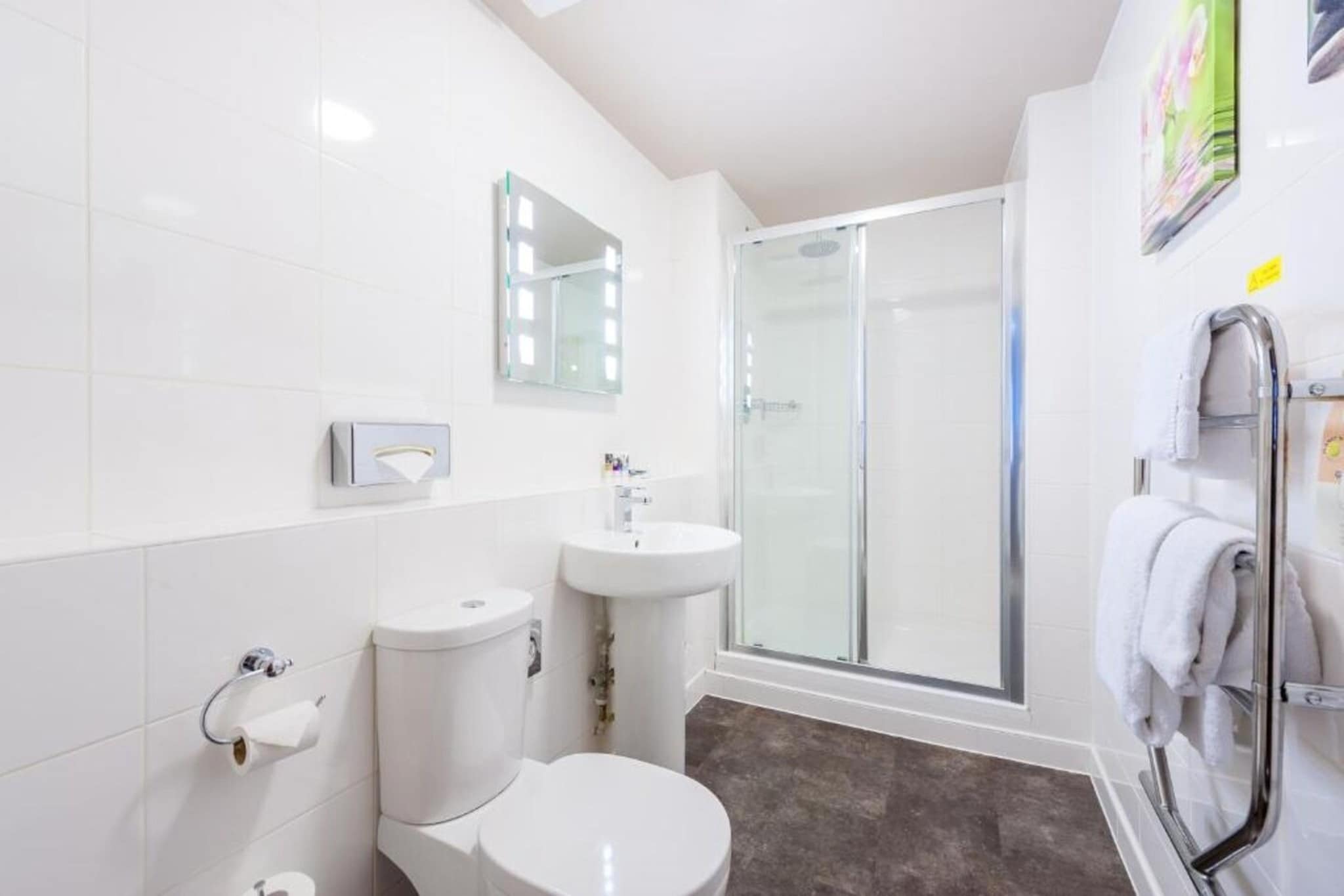 Deluxe Quad Suite - Badezimmer
