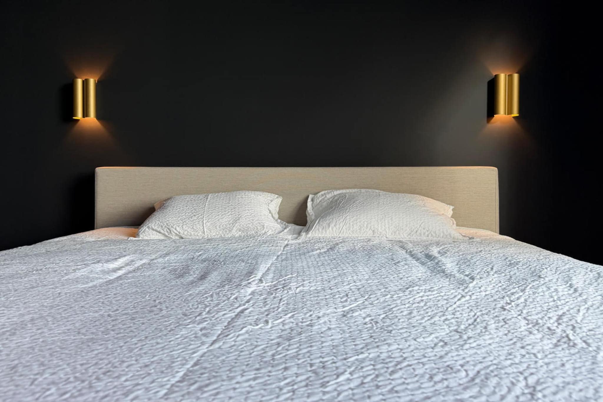 Coco Noir - Bedroom
