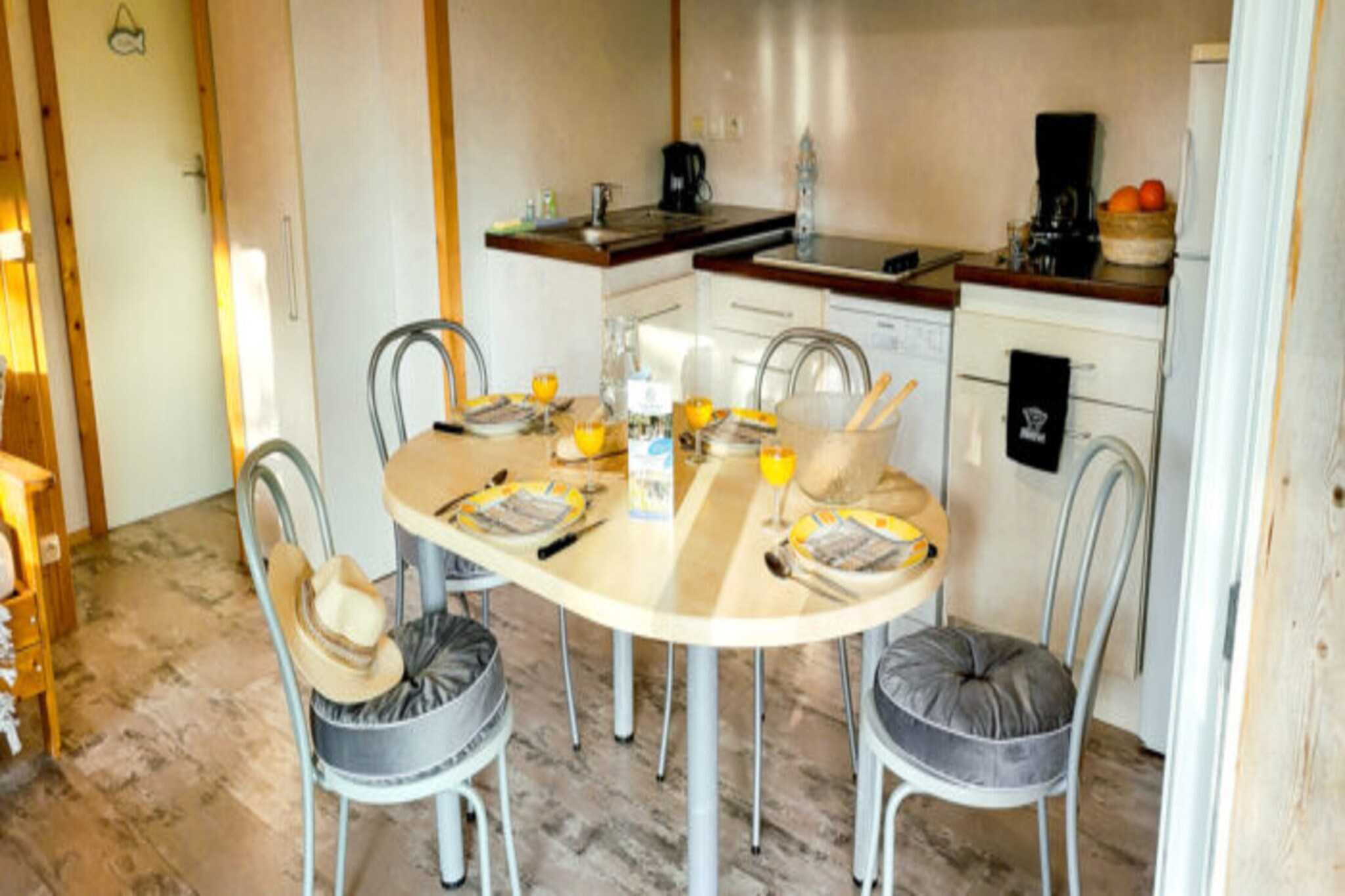 Hameaux des Marines 2-Bedroom Cottage - 6 people - Keuken