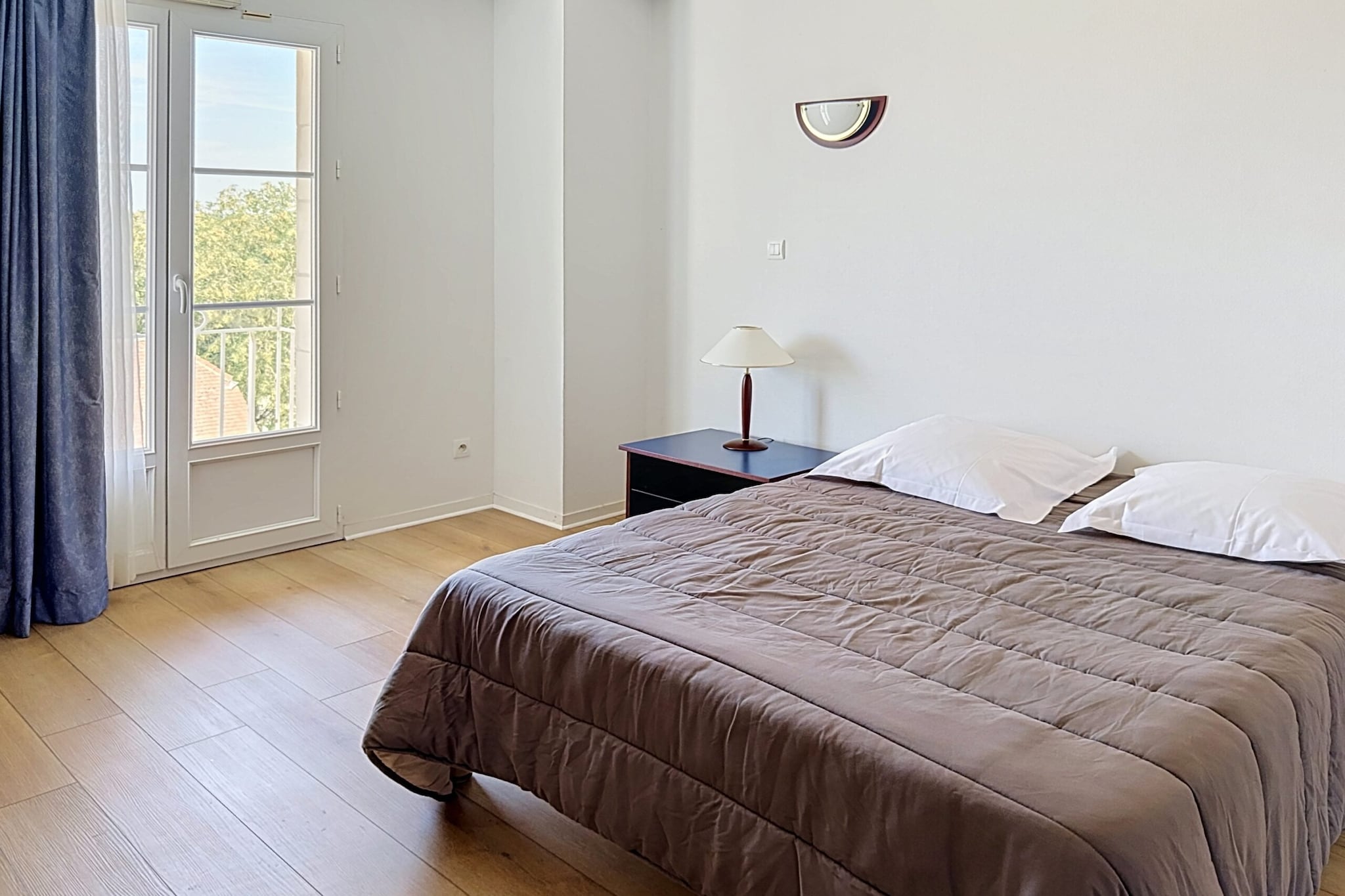 Bed Room