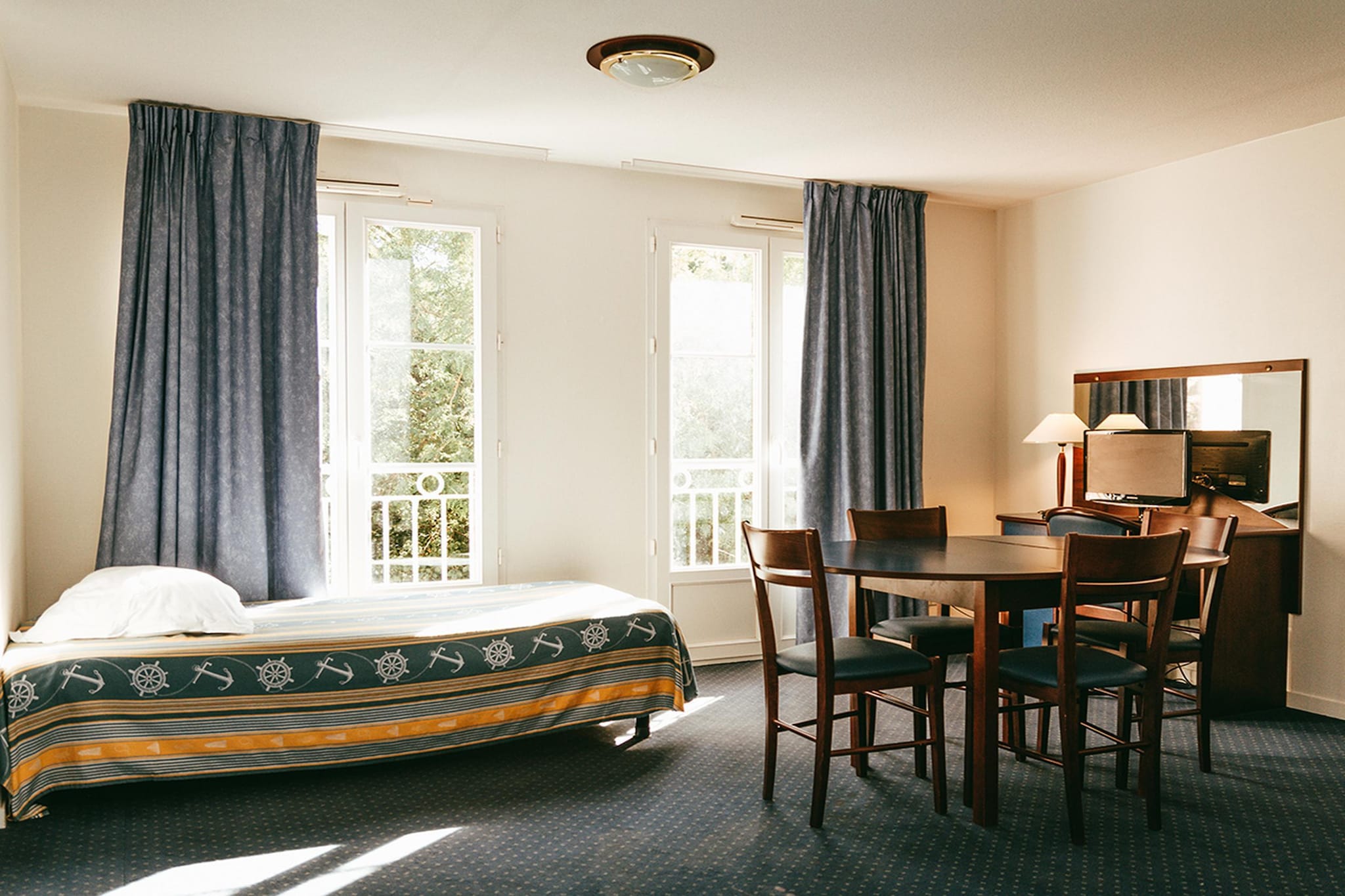 Bed Room
