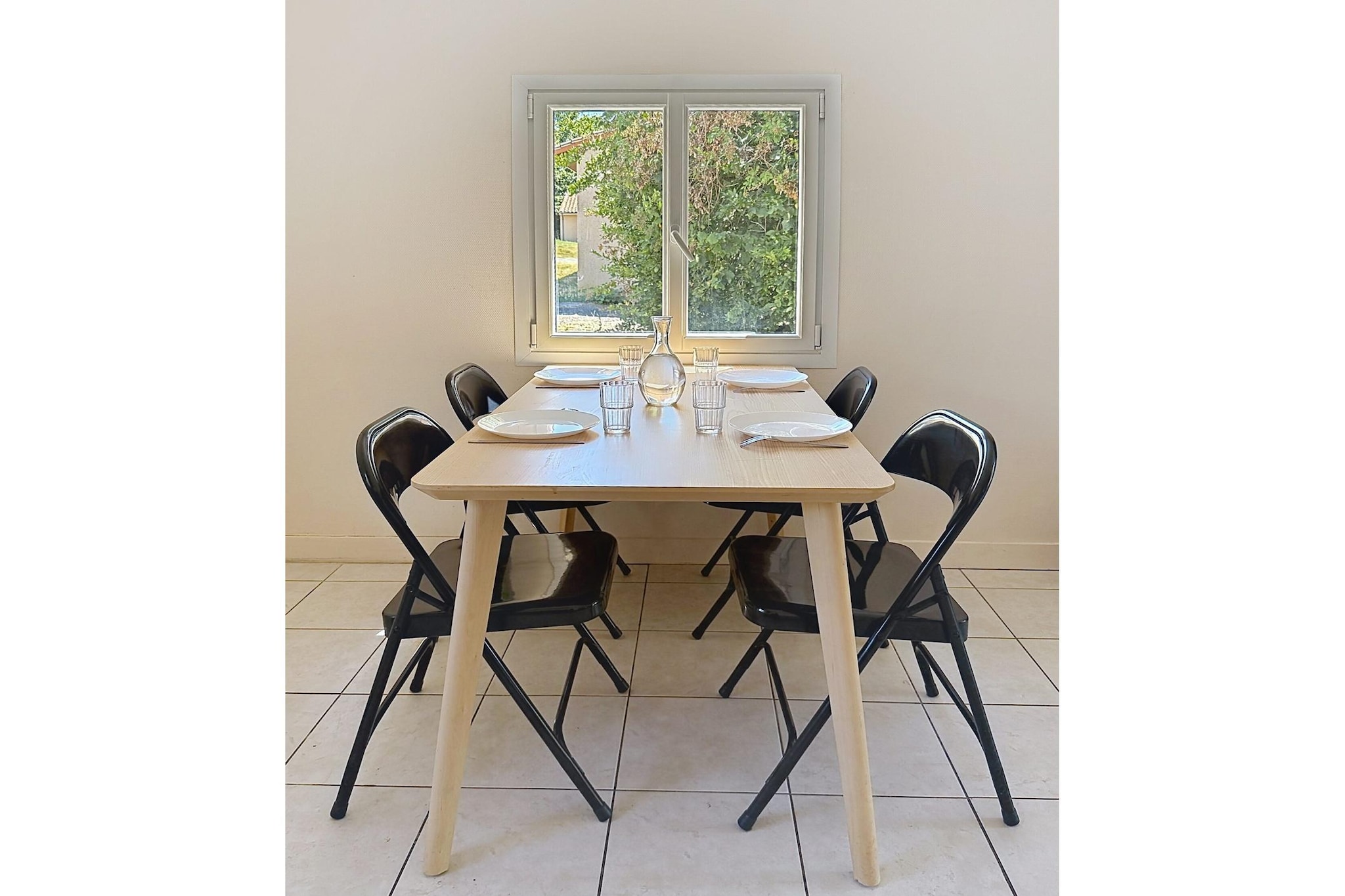 Camping Moncontour Active Park 2-Bedroom House - 6 people - Esszimmer
