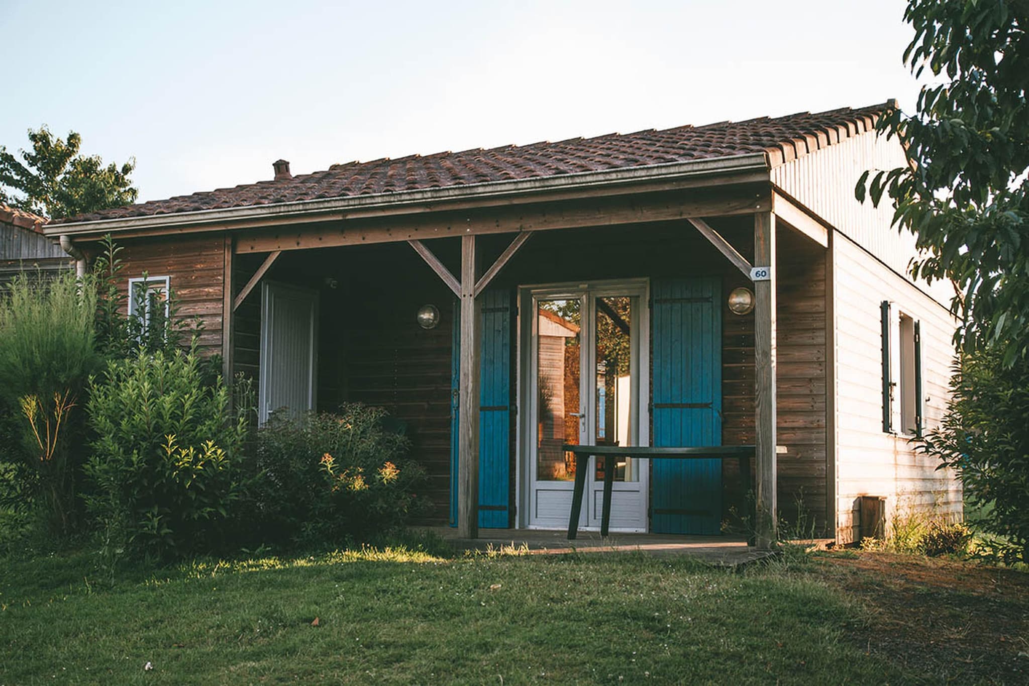Natura Resort Pescalis 1-Bedroom Cottage - 2 people - Buitenkant zomer
