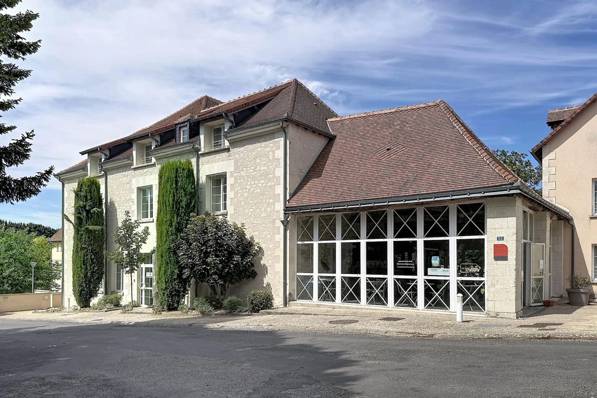 Exterior Summer