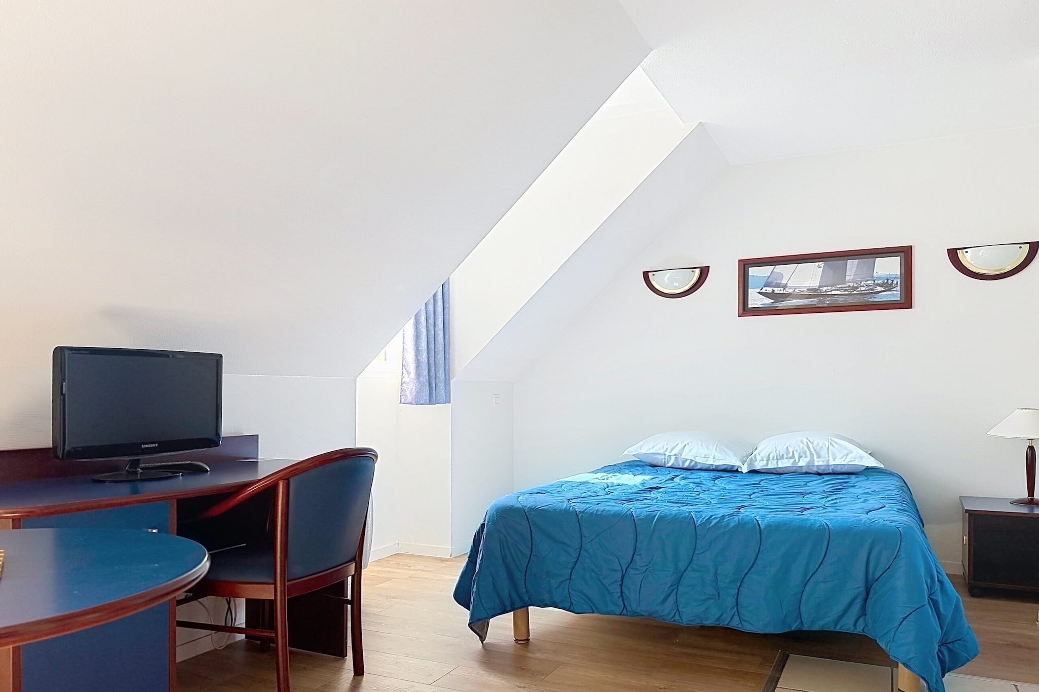 Bed Room