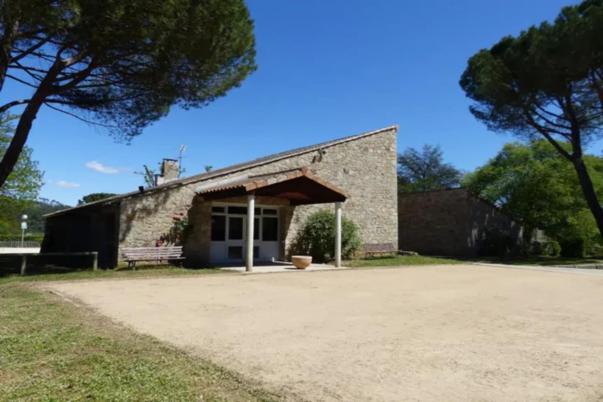 Domaine des Vans 2-Bedroom Cottage with Mezzanine - 4 people