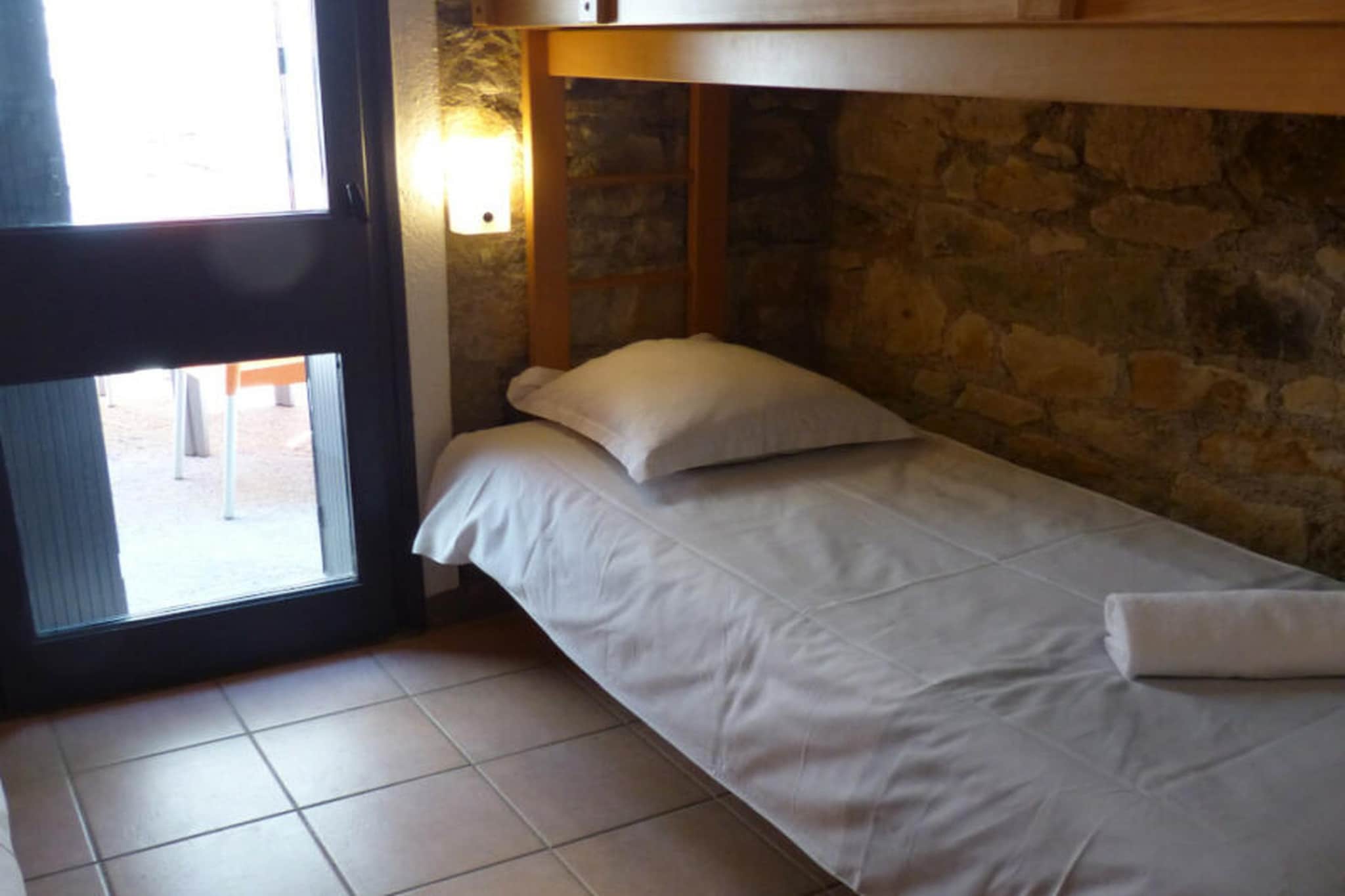 Domaine des Vans 3-Bedroom Cottage with Mezzanine - 10 people - Schlafzimmer