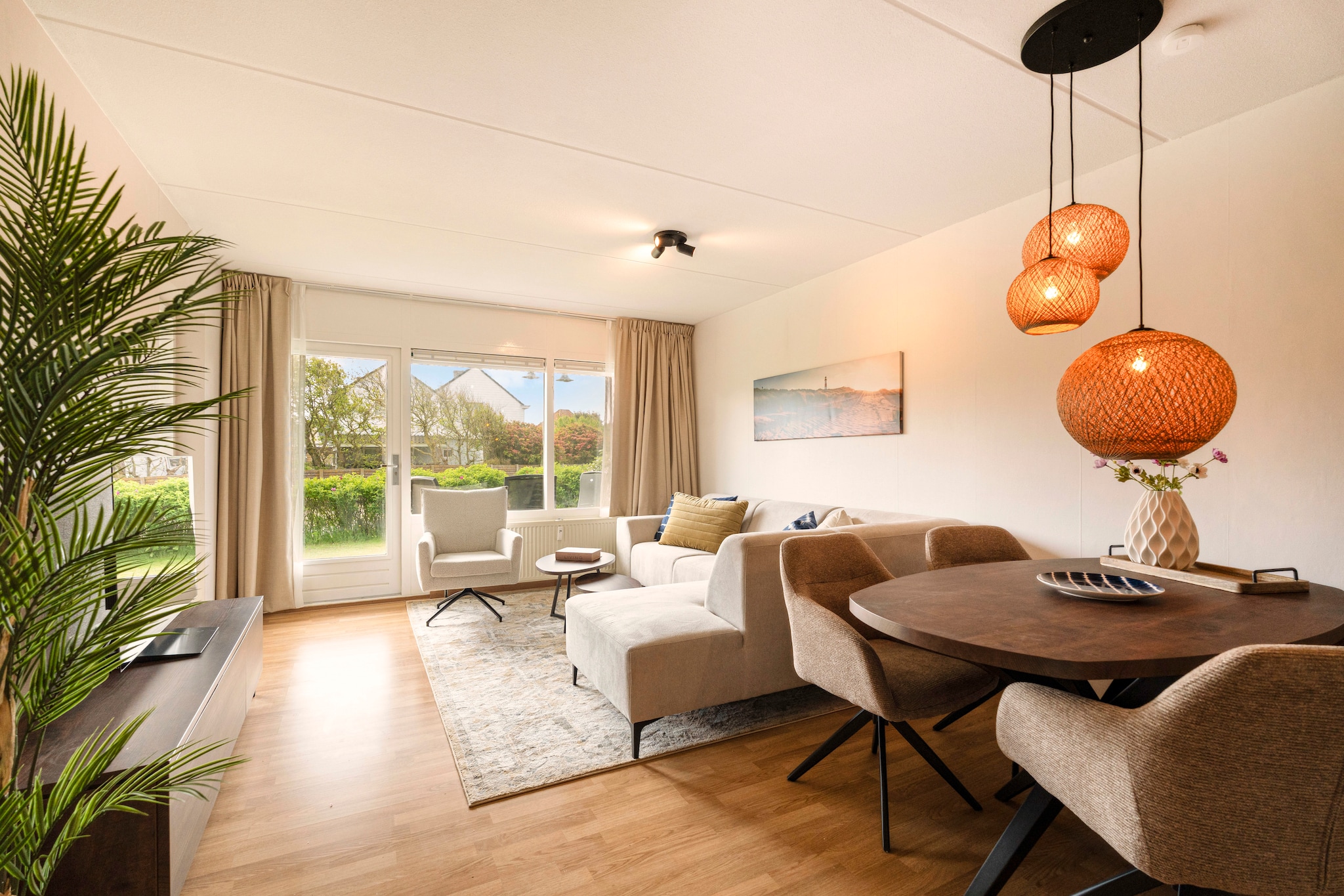 Beach Appartement 13 - Eetkamer