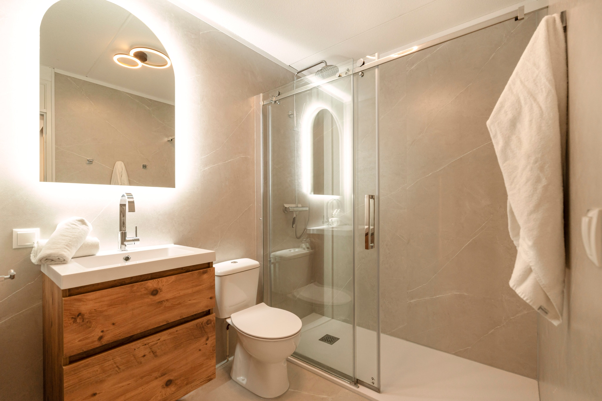 Beach Appartement 13 - Badkamer