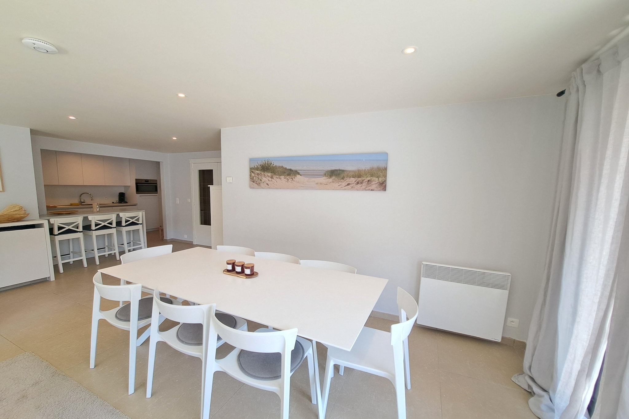0102 - Eetkamer