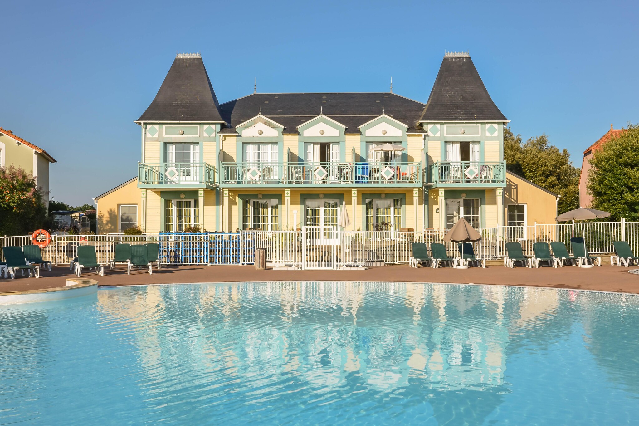 Pierre & Vacances Le Domaine de Bourgenay House 6 people - 2 bedrooms - Terrace - Duplex - Domaine du Moulin district - Piscine