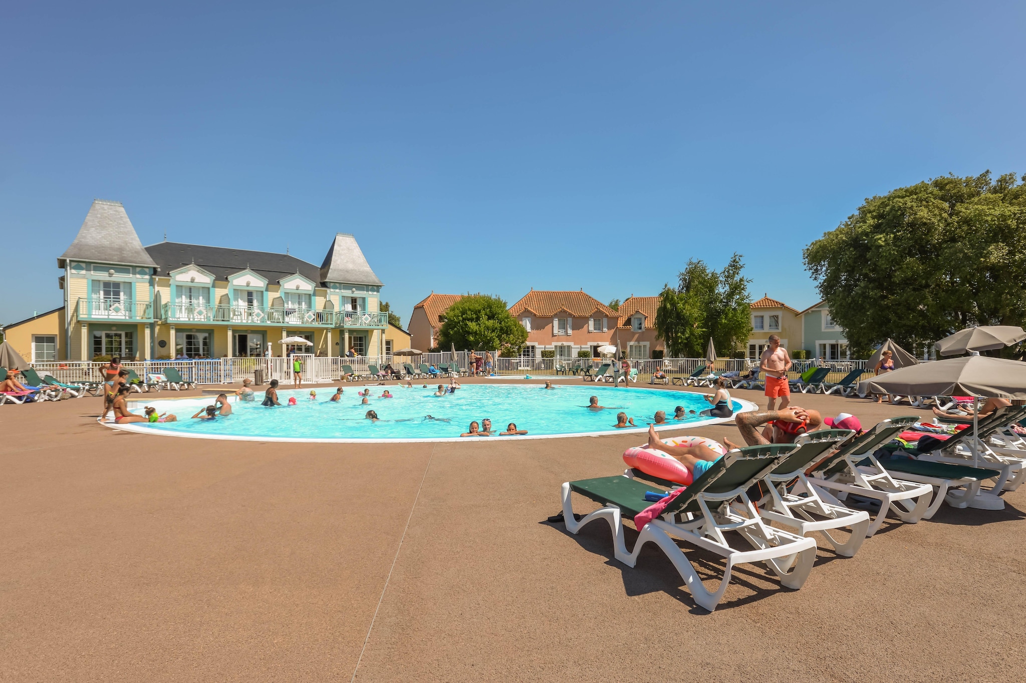 Pierre & Vacances Le Domaine de Bourgenay House 8 people - 2 bedrooms + 1 sleeping alcove - Terrace - Duplex - Domaine du Moulin district - Piscine