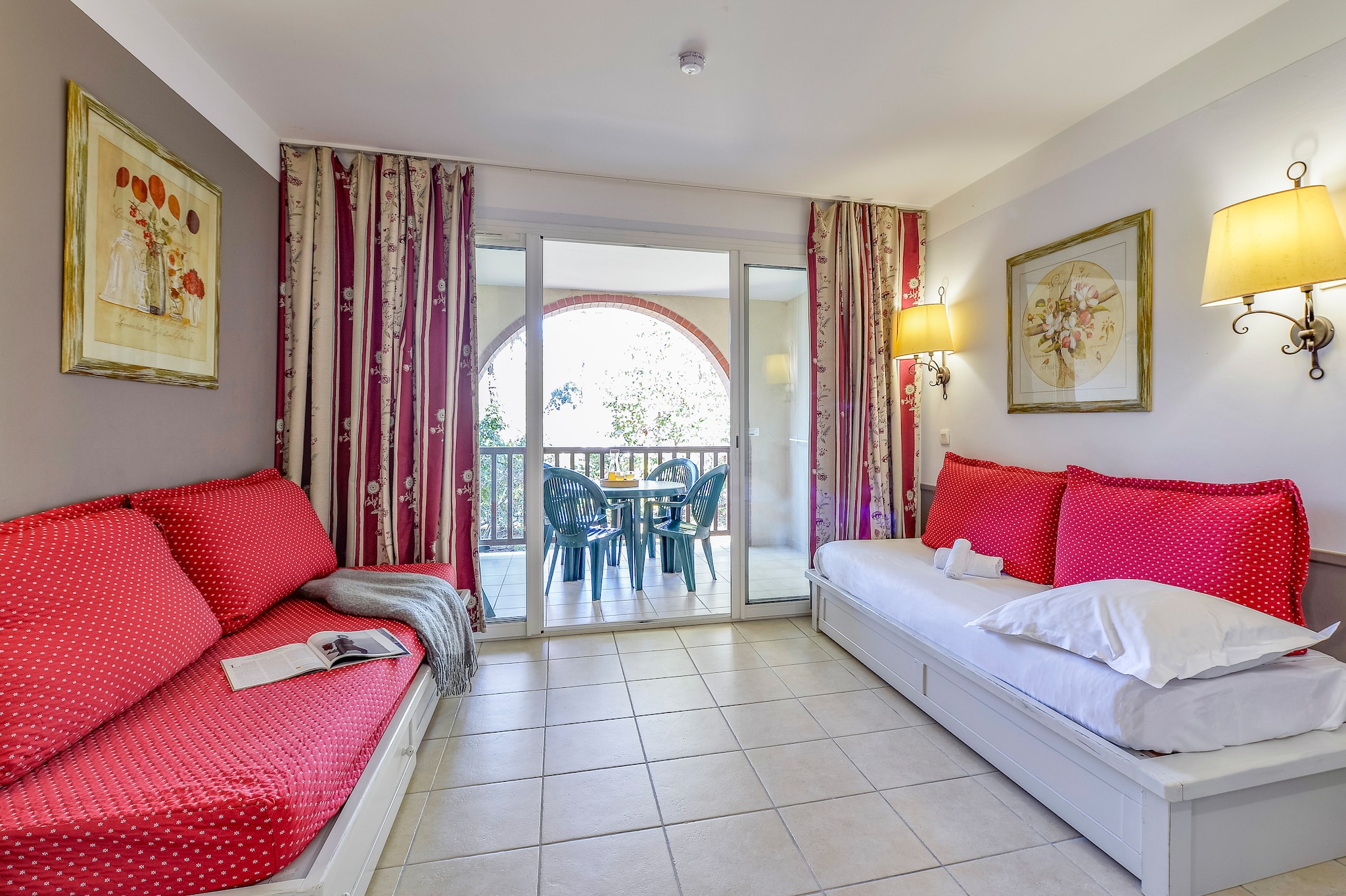 Pierre & Vacances Village Le Rouret Studio 4 People - 1 Sleeping Area - Terrace Or Balcony