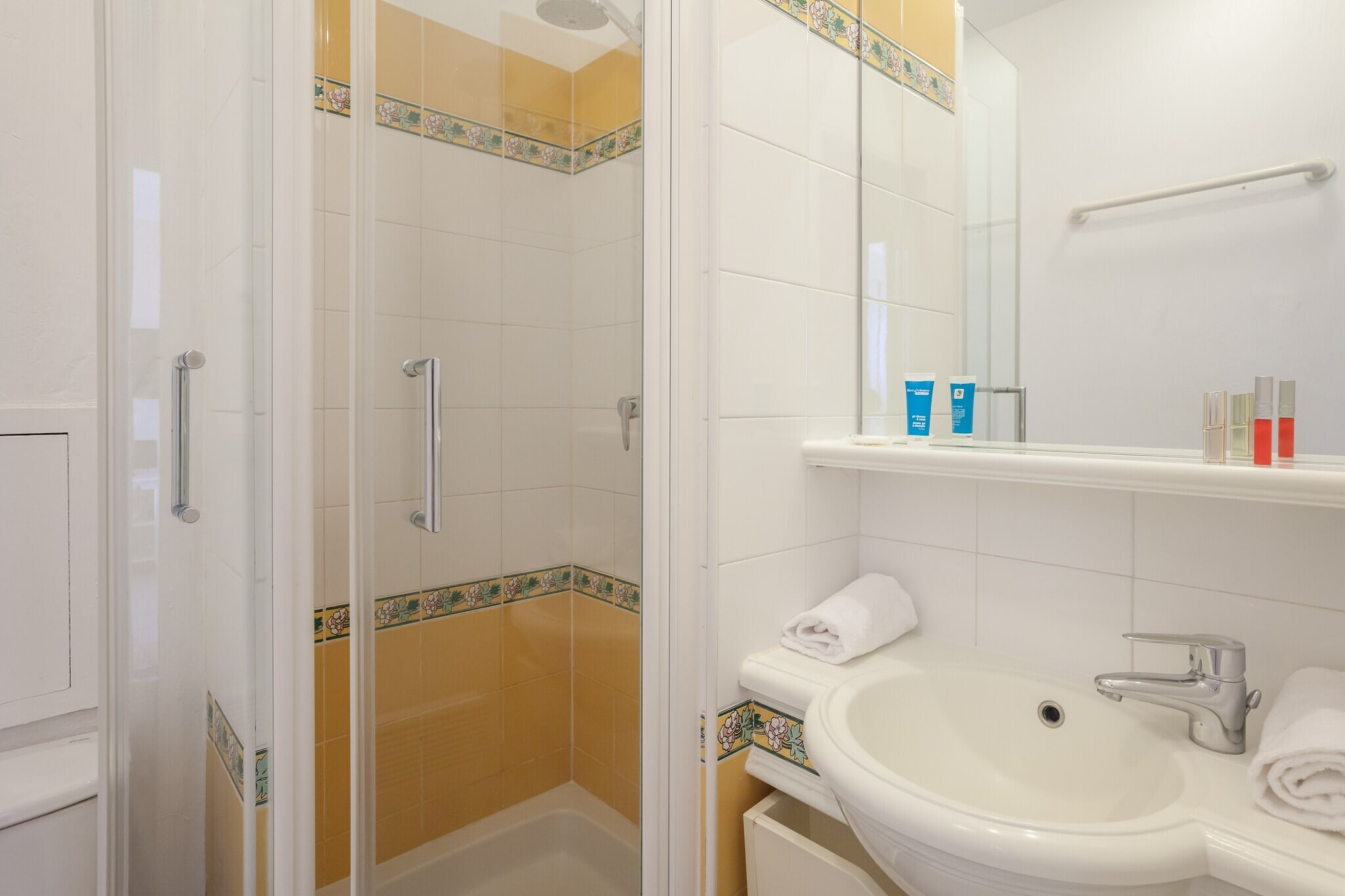 Pierre&Vacances Village Restanques Golfe St Tropez Apartment 6 people - 1 bedroom + 1 sleeping alcove - Terrace or balcony - Sea view - Badezimmer