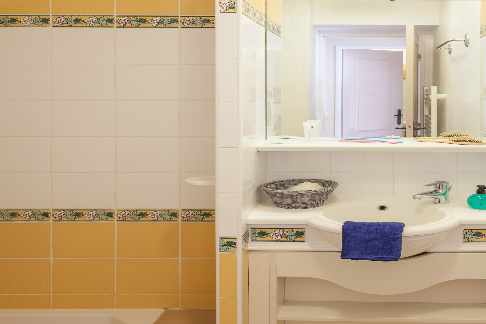Pierre&Vacances Village Restanques Golfe St Tropez Apartment 6 people - 1 bedroom + 1 sleeping alcove - Terrace or balcony - Sea view - Badezimmer