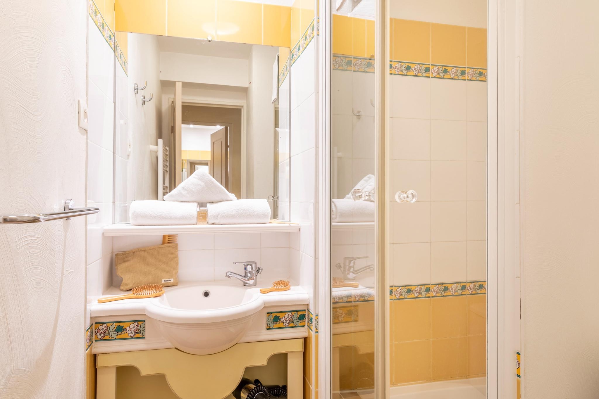 Pierre&Vacances Village Restanques Golfe St Tropez Apartment 6 people - 1 bedroom + 1 sleeping alcove - Terrace or balcony - Air-conditionned - Badezimmer
