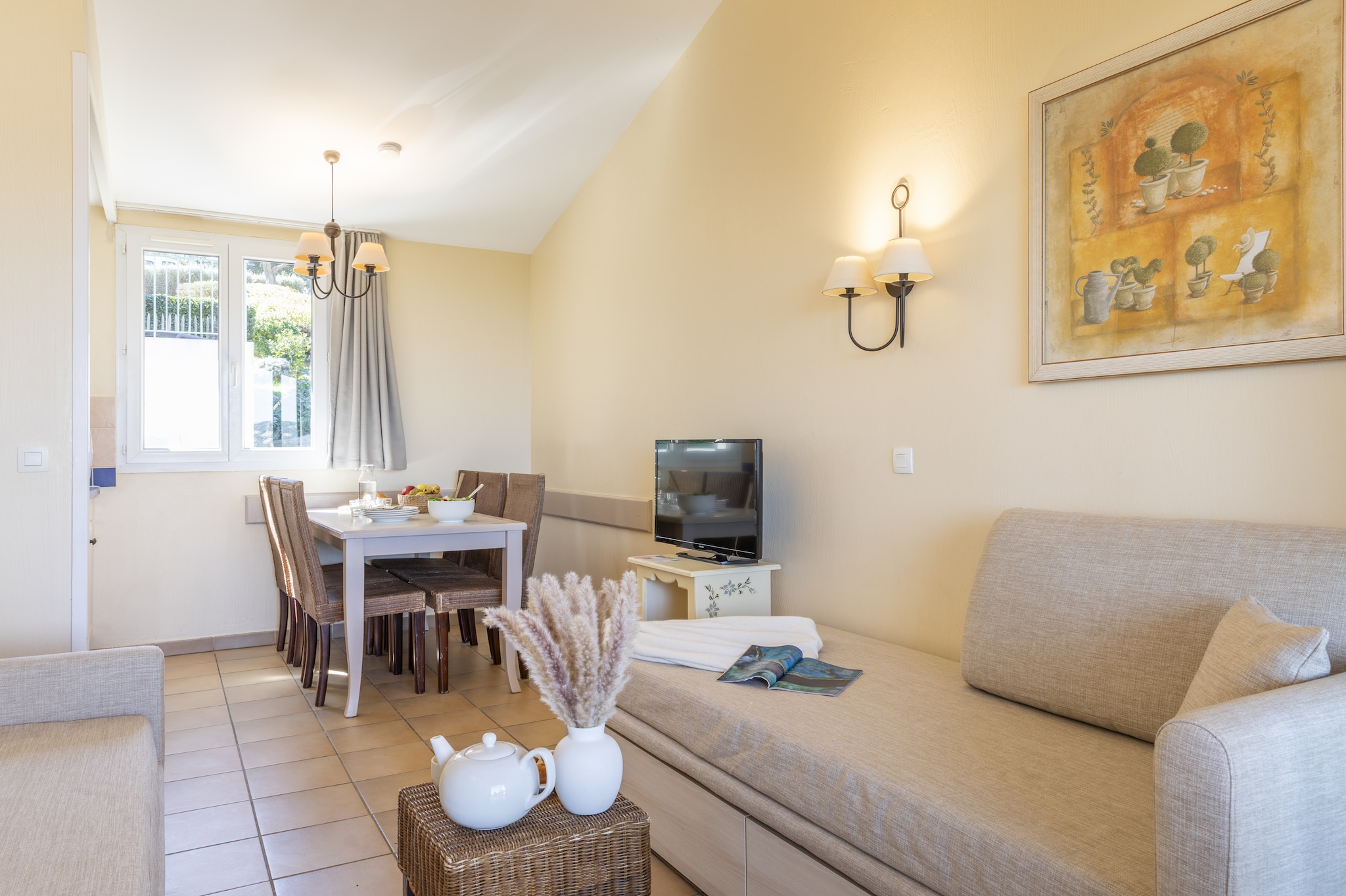 Pierre&Vacances Village Restanques Golfe St Tropez Apartment 6 people - 1 bedroom + 1 sleeping alcove - Terrace or balcony - Sea view - Air-conditioned - Wohnzimmer