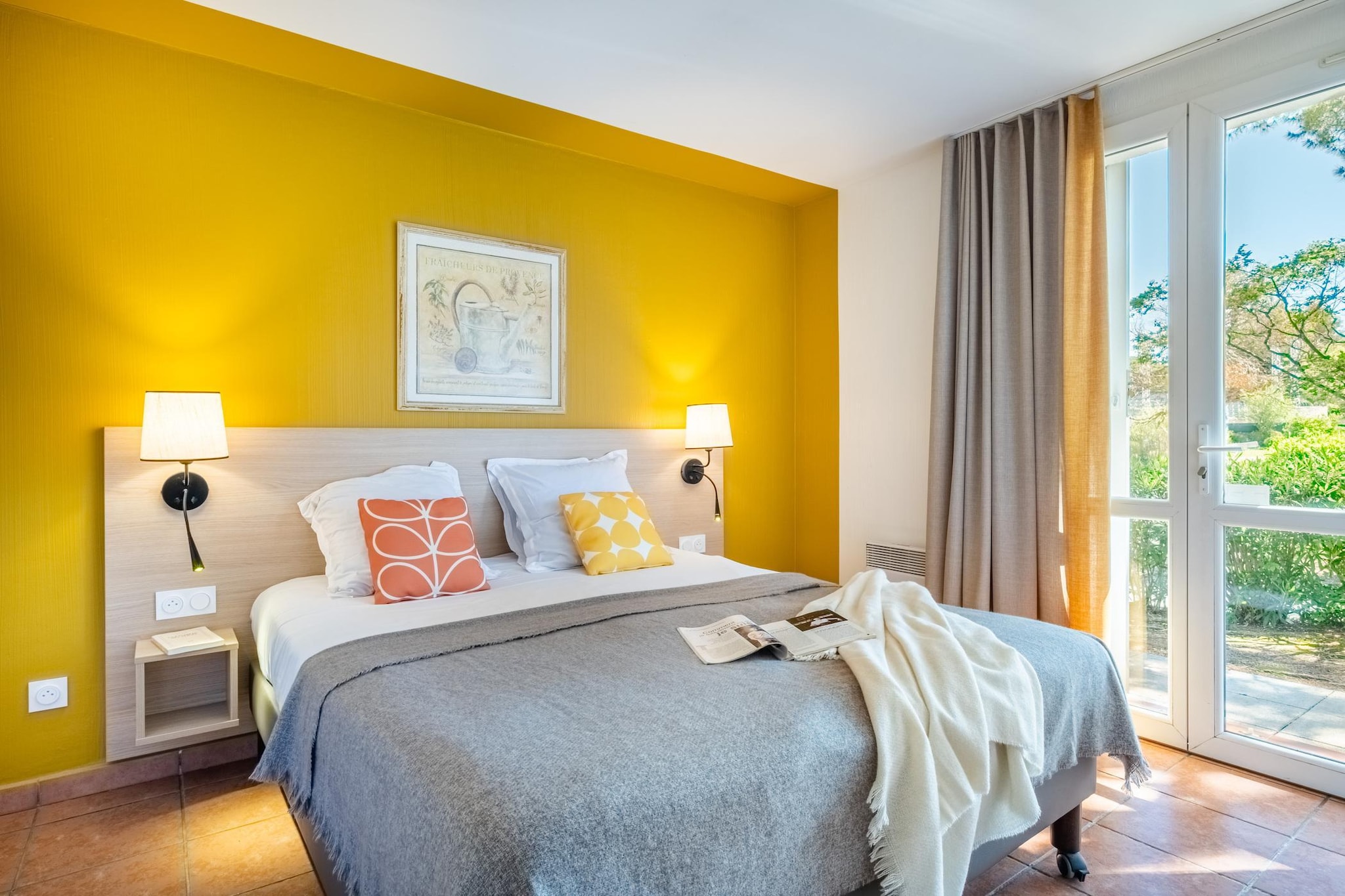 P&V Premium les Rives de Cannes Mandelieu Apartment 6 people - 2 bedrooms - Terrace - Garden level - Renovated