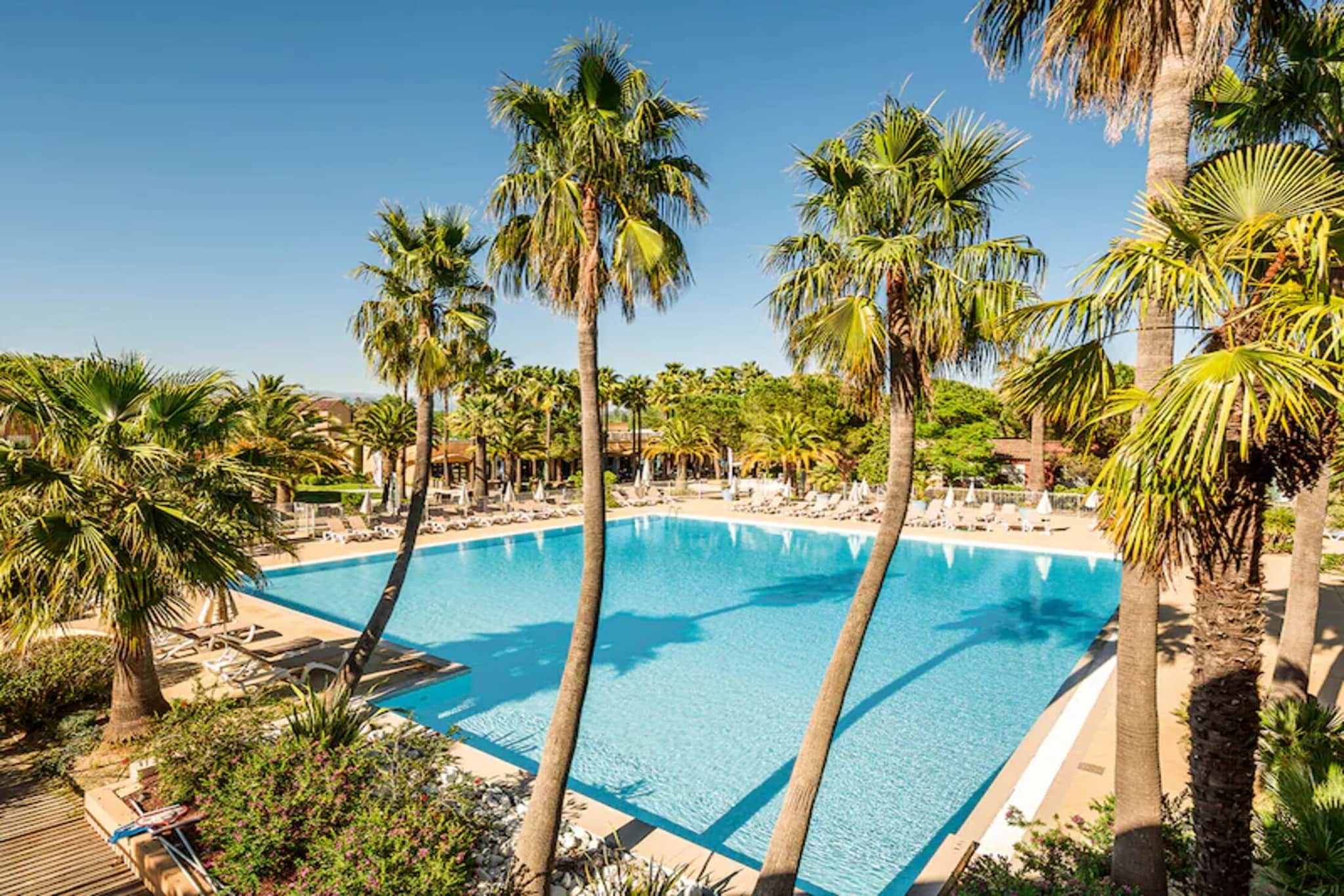 P&V Premium les Rives de Cannes Mandelieu Apartment 5 people - 1 bedroom - Terrace or balcony - Zwembad