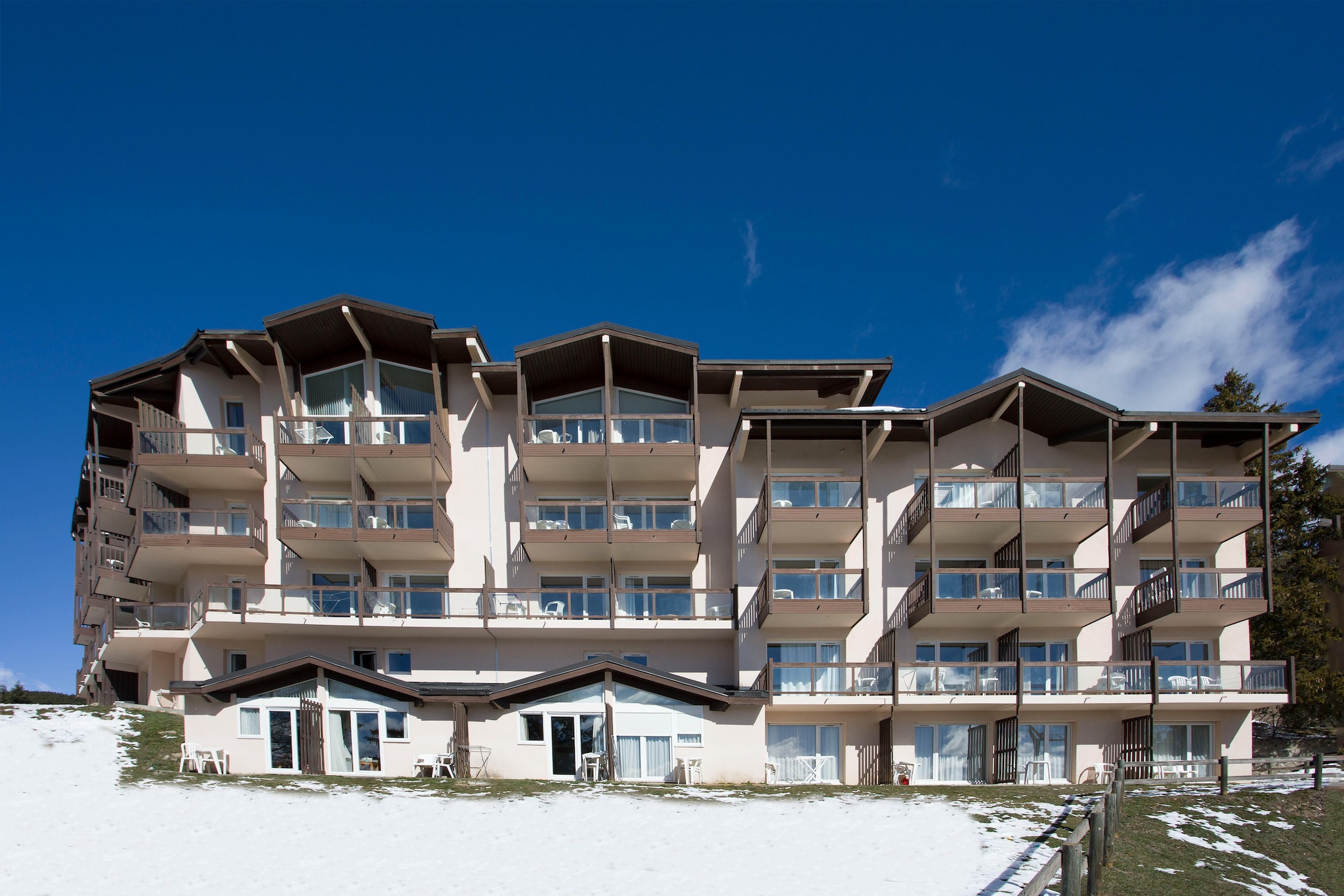 Résidence Pierre & Vacances le Pédrou Apartment 5 people - 1 bedroom - Extérieur hiver