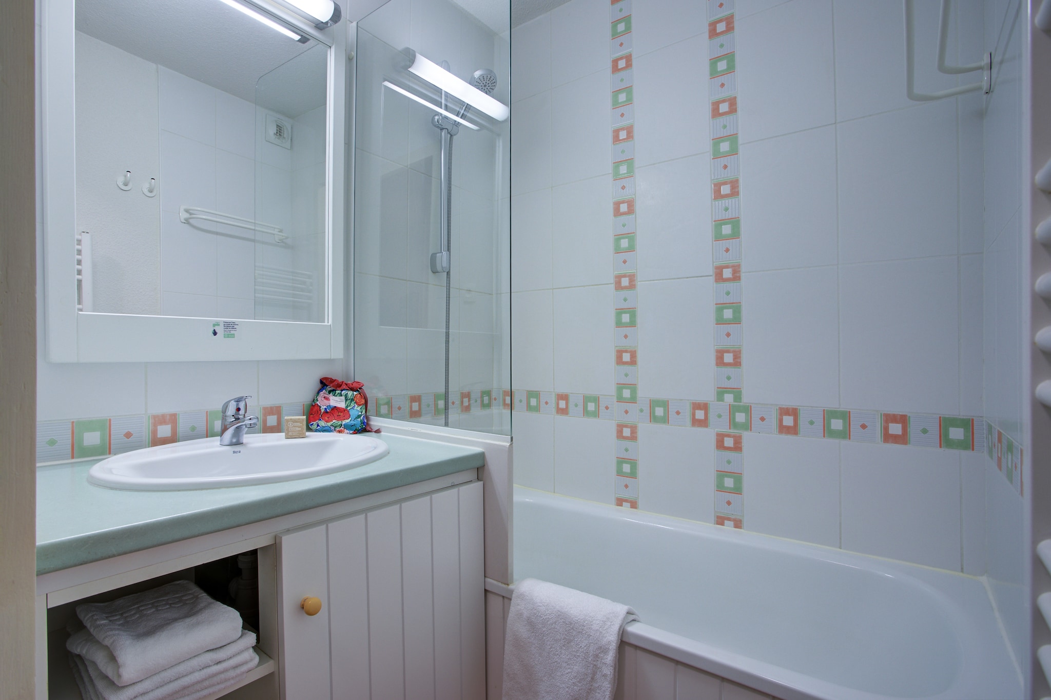 Résidence Pierre & Vacances le Pédrou Studio 4 people - 1 sleeping alcove - Salle de bain
