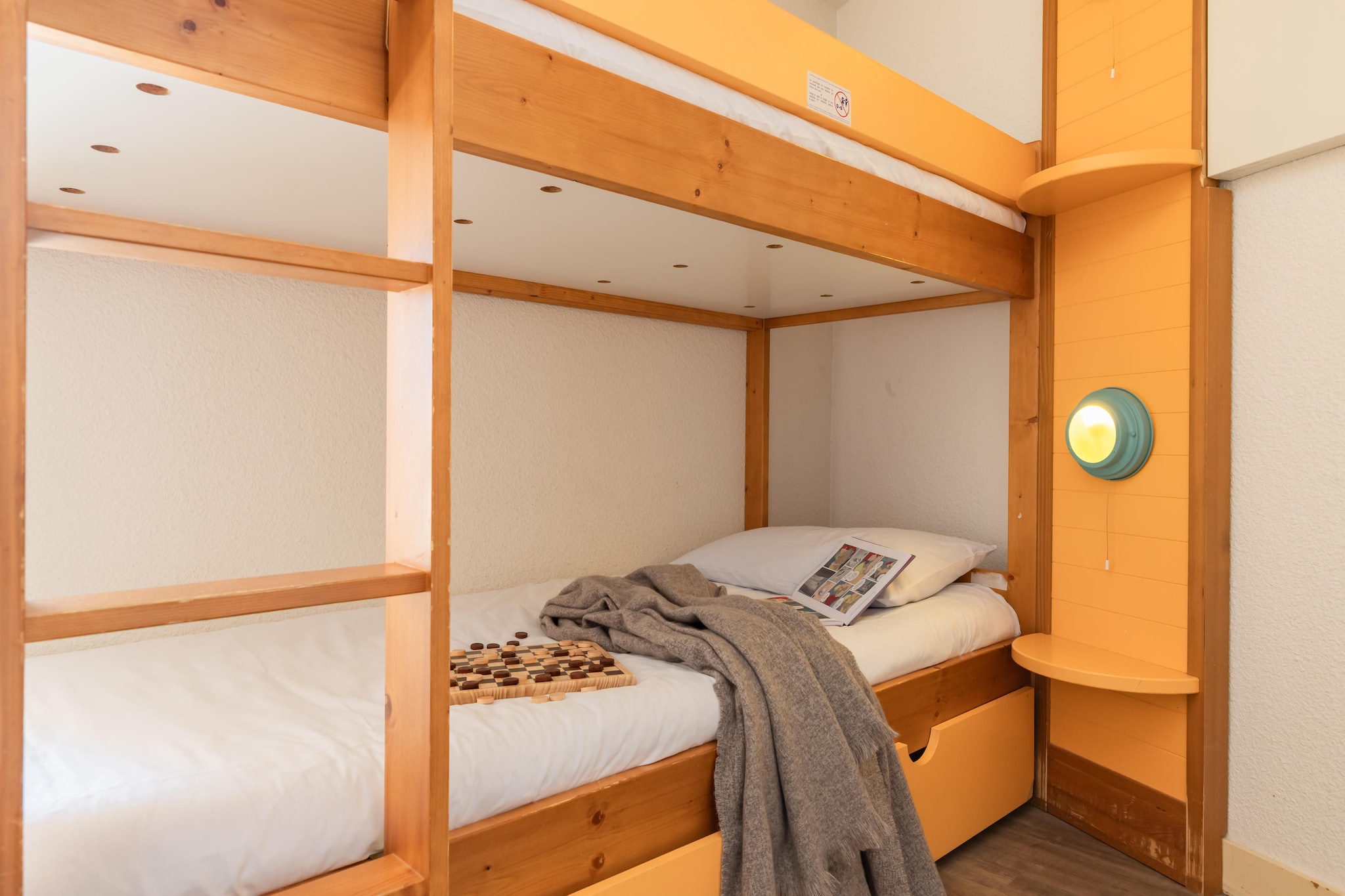 Résidence Pierre & Vacances le Pédrou Apartment 7 people - 1 bedroom + 1 sleeping alcove + 1 mezzanine - Duplex - Chambre