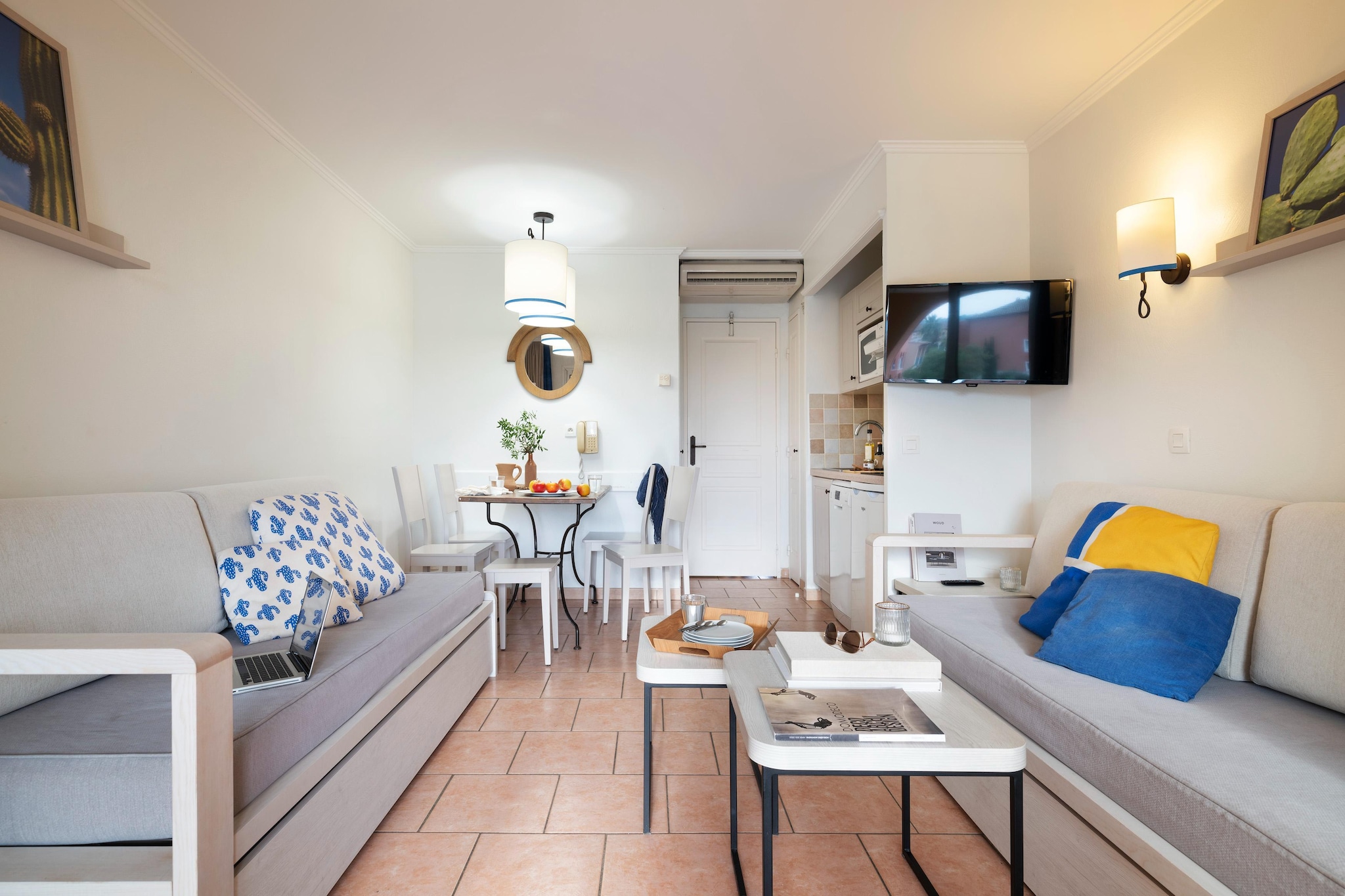 P&V Premium les Calanques des Issambres Apartment 4 people - 1 bedroom - Terrace or balcony - Woonkamer