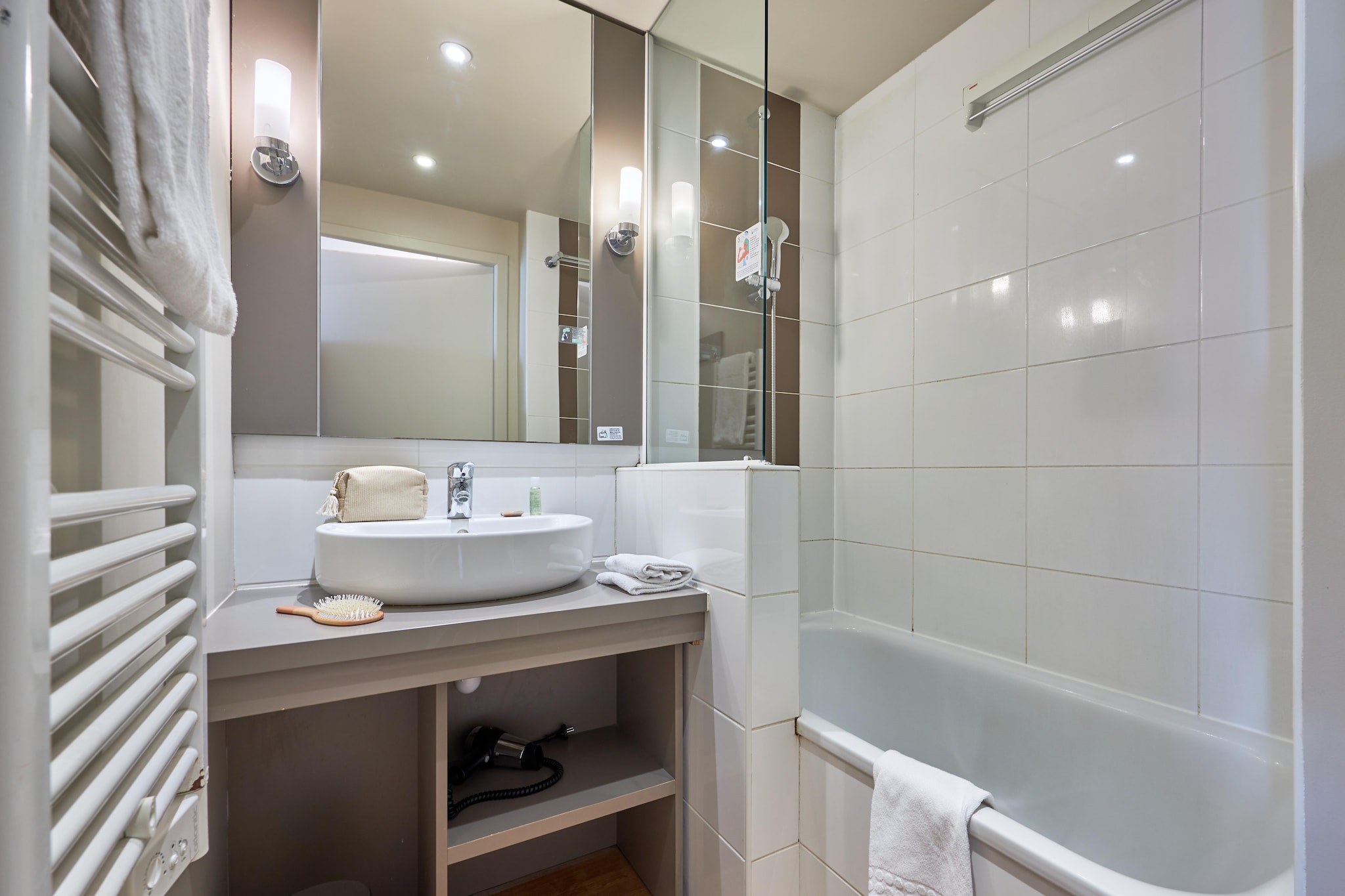 Pierre & Vacances Le Chant des Oiseaux Apartment 5 people - 1 bedroom - Terrace or balcony - Badkamer
