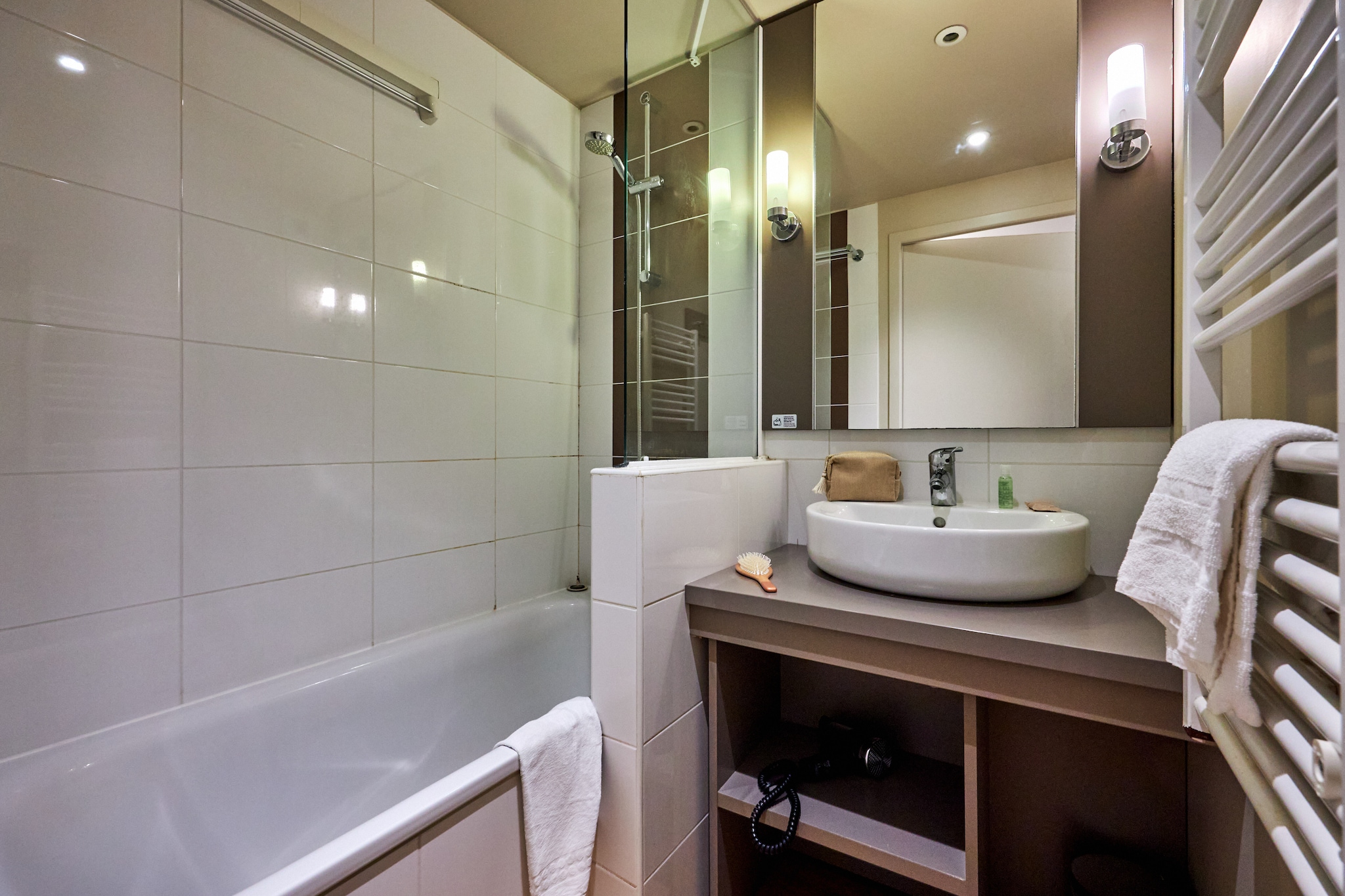 Pierre & Vacances Le Chant des Oiseaux Apartment 6 people - 2 bedrooms - Terrace or balcony - Badkamer