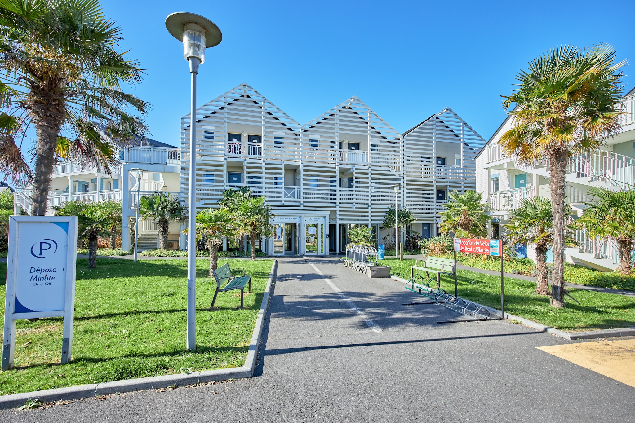 Pierre & Vacances Le Chant des Oiseaux Apartment 5 people - 1 bedroom - Terrace or balcony - Bocage view - Buitenkant zomer