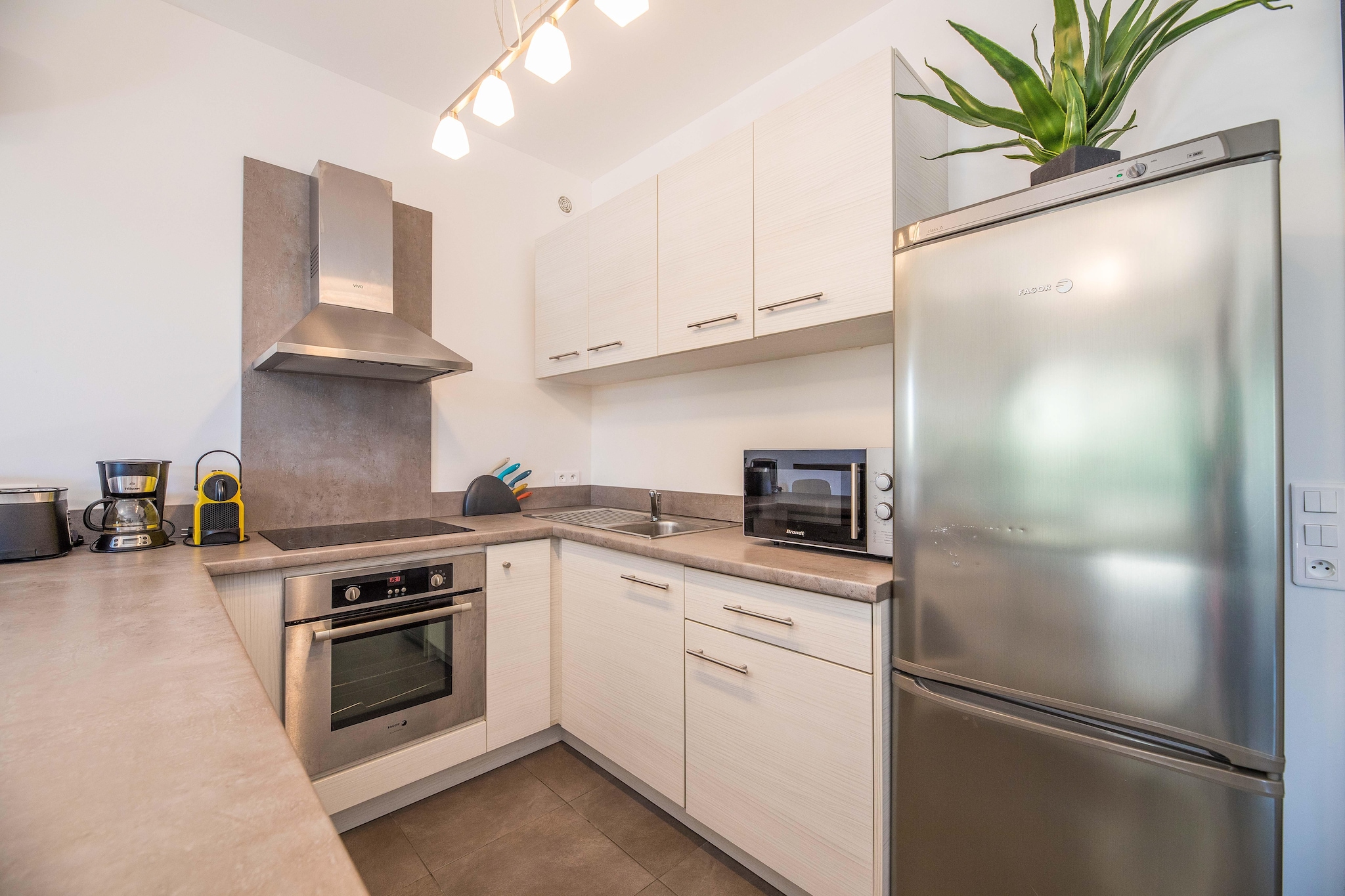 Résidence Premium P&V Les Villas de Porto-Vecchio Apartment - 6 people - 2 bedrooms - Air conditioned - Terrace - Kitchen