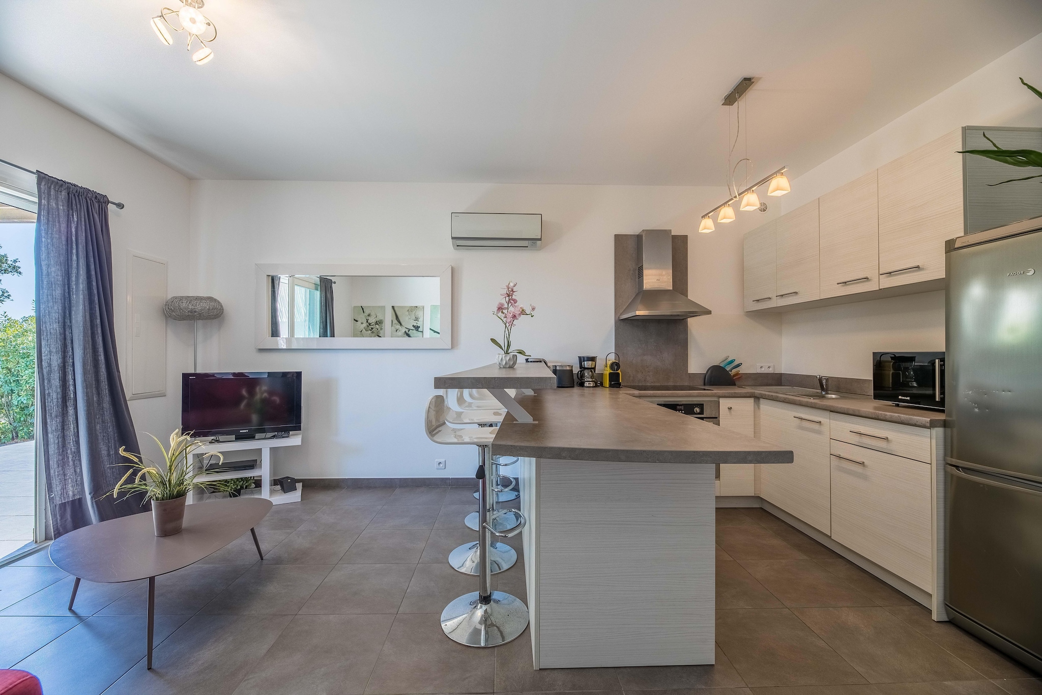 Résidence Premium P&V Les Villas de Porto-Vecchio Apartment - 6 people - 2 bedrooms - Air conditioned - Terrace - Kitchen