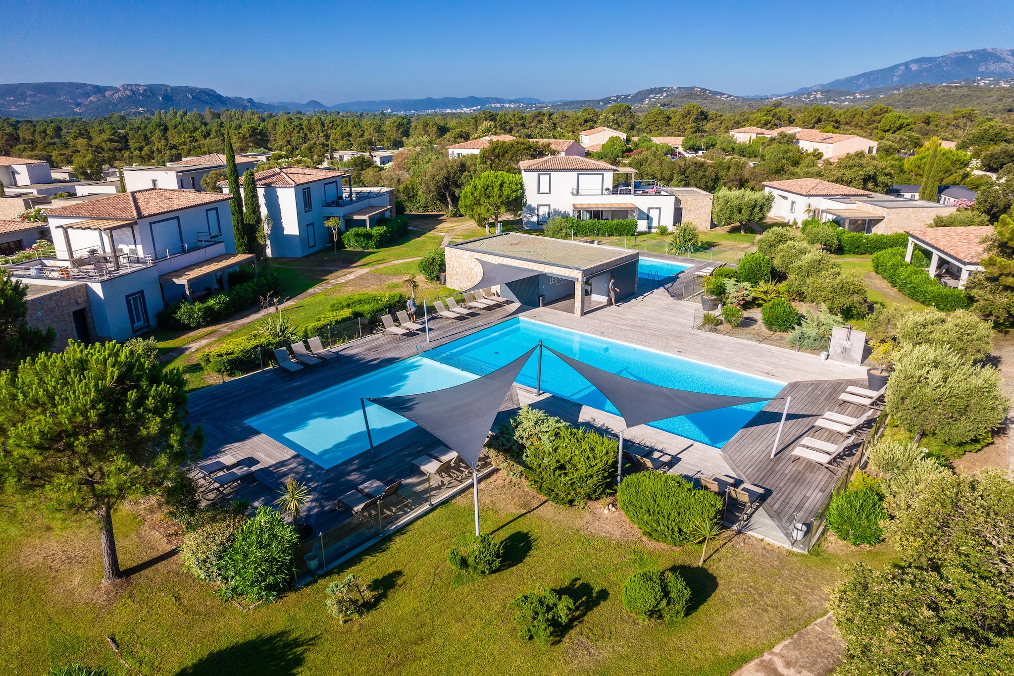 Résidence Premium P&V Les Villas de Porto-Vecchio Apartment - 6 people - 2 bedrooms - Air conditioned - Terrace - Areas within 1km in summer