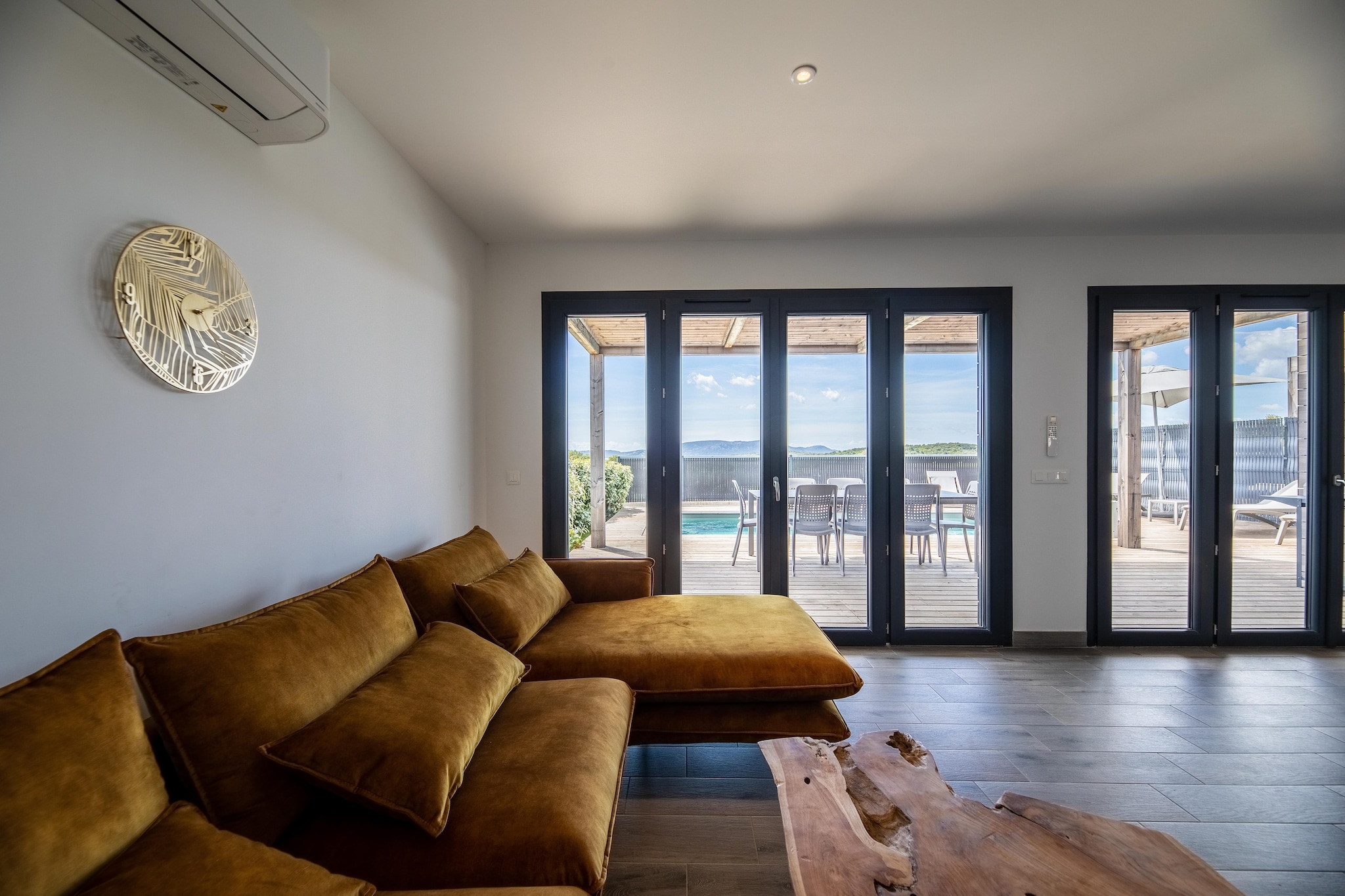 Résidence PV Les Terrasses d'Arsella House - 8 people - 4 bedrooms - Air conditioned - 4m private swimming pool - Terrace - Woonkamer