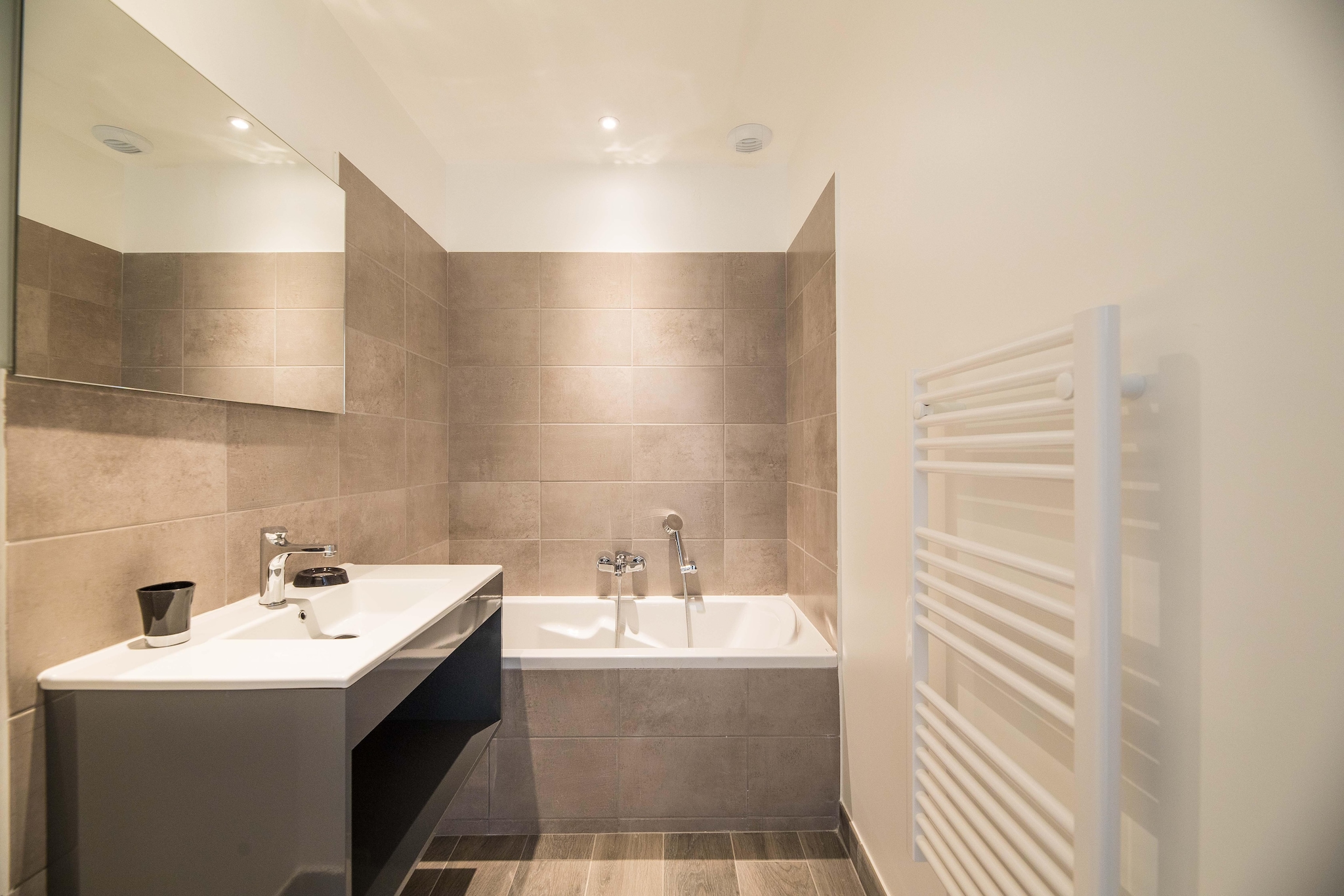 Résidence PV Les Terrasses d'Arsella House - 6 people - 3 bedrooms - Duplex - Air conditioned - 4m private swimming pool - Terrace - Badkamer