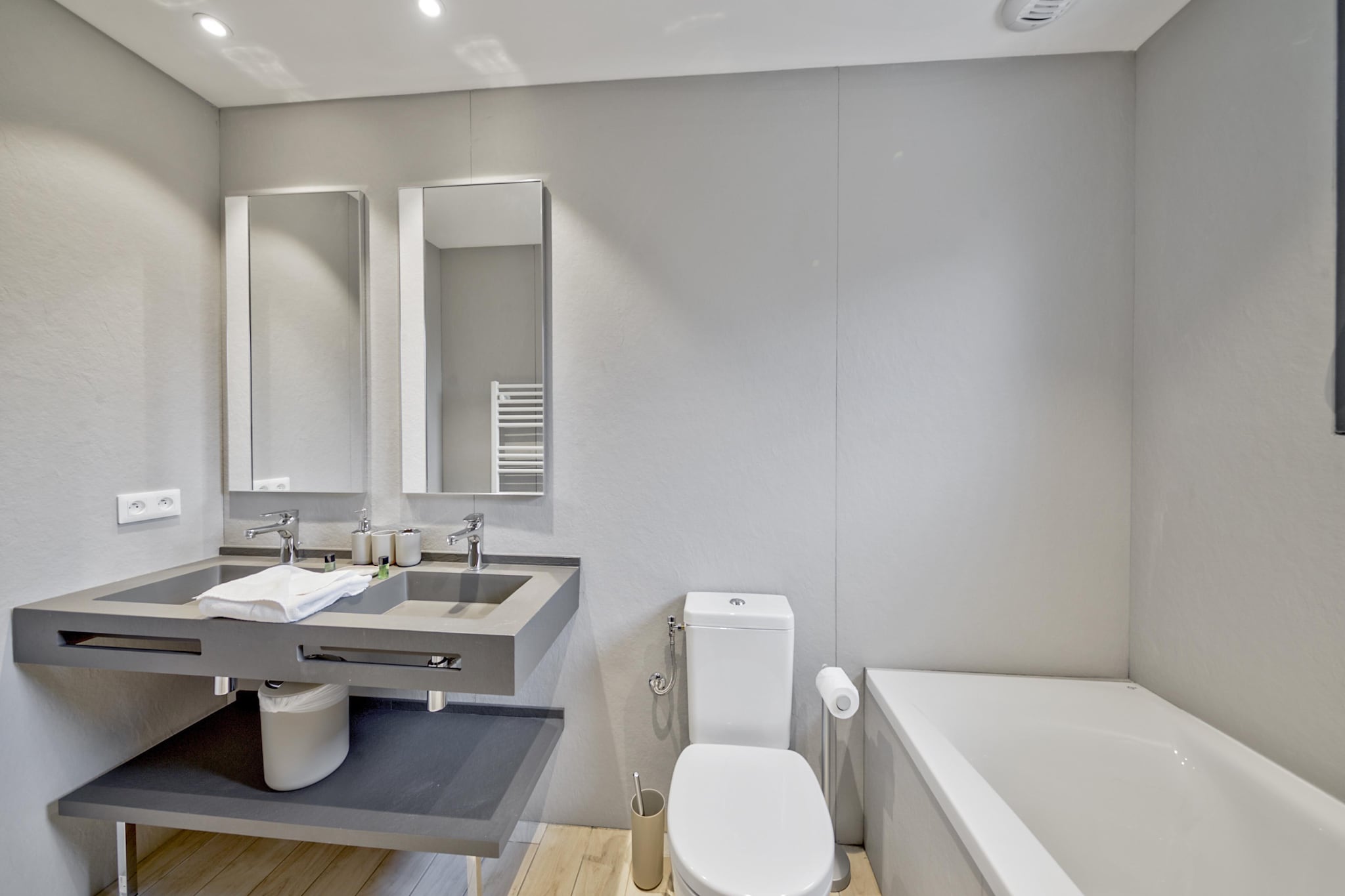 Résidence Premium Pierre & Vacances Vesna Rossa Villa - 8 people - 4 bedrooms - Air conditioned - 7m private pool - Garden - Bathroom