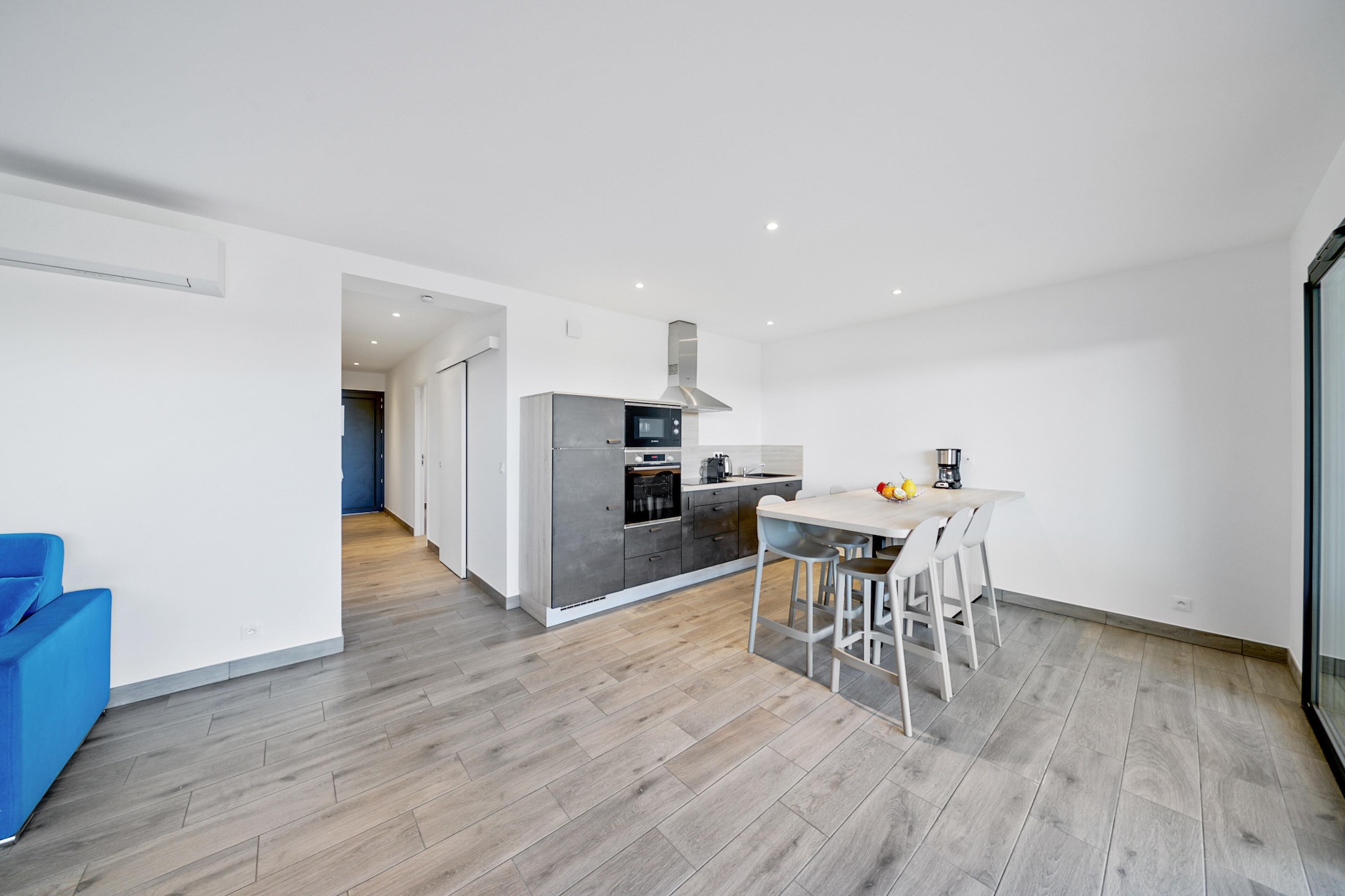 Résidence PV Les Terrasses d'Arsella Apartment - 6 people - 2 bedrooms - Air conditioned - Terrace - Woonkamer
