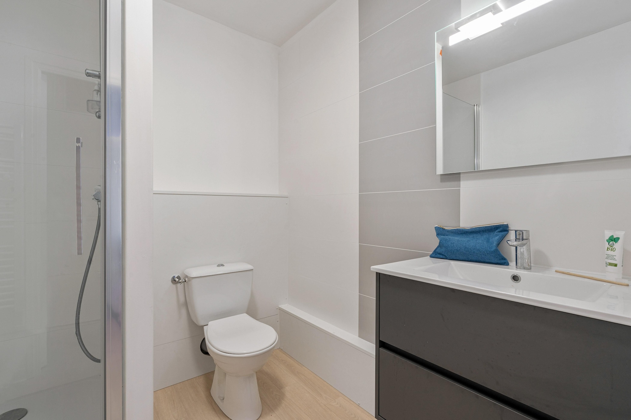 Résidence La Voile d’Or Apartment 6 people - 1 bedroom + 1 sleeping alcove - Duplex - Balcony - Badkamer