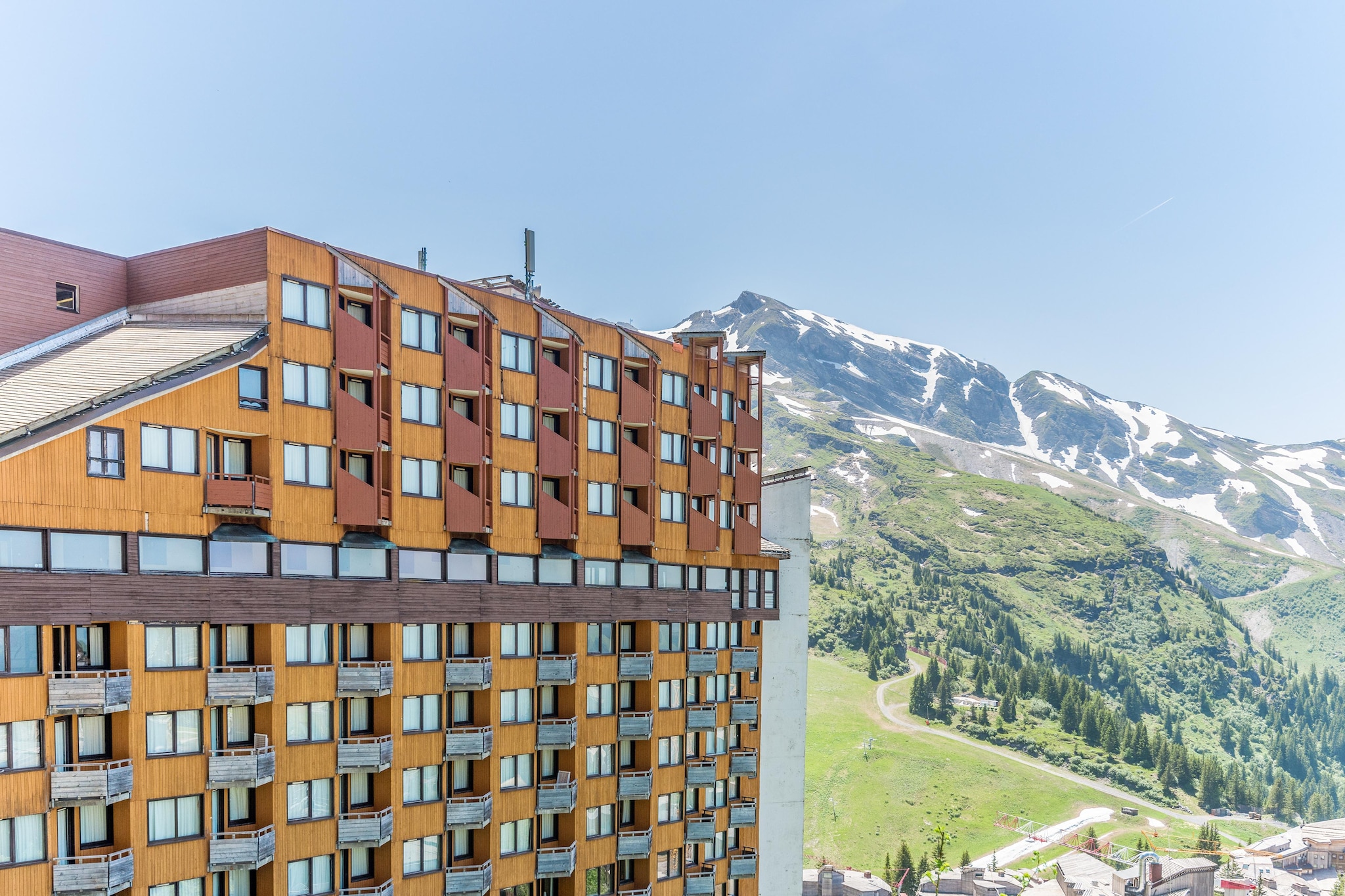 Pierre et Vacances Capella Apartment 4 people - 1 bedroom - Balcony - Mountain view - Exterior in summer
