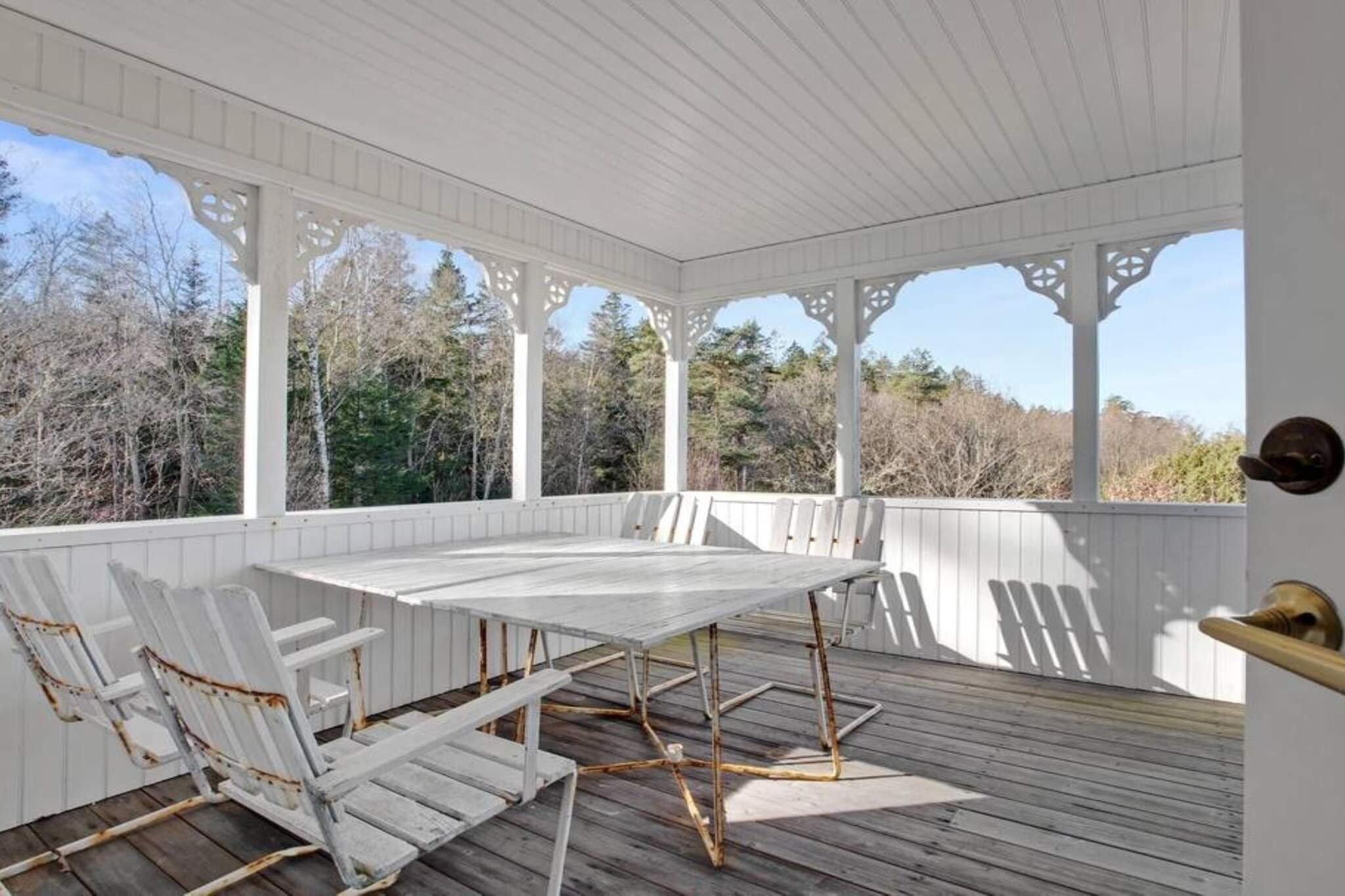 5 etoiles maison de vacances a Hjälteby - Extérieur