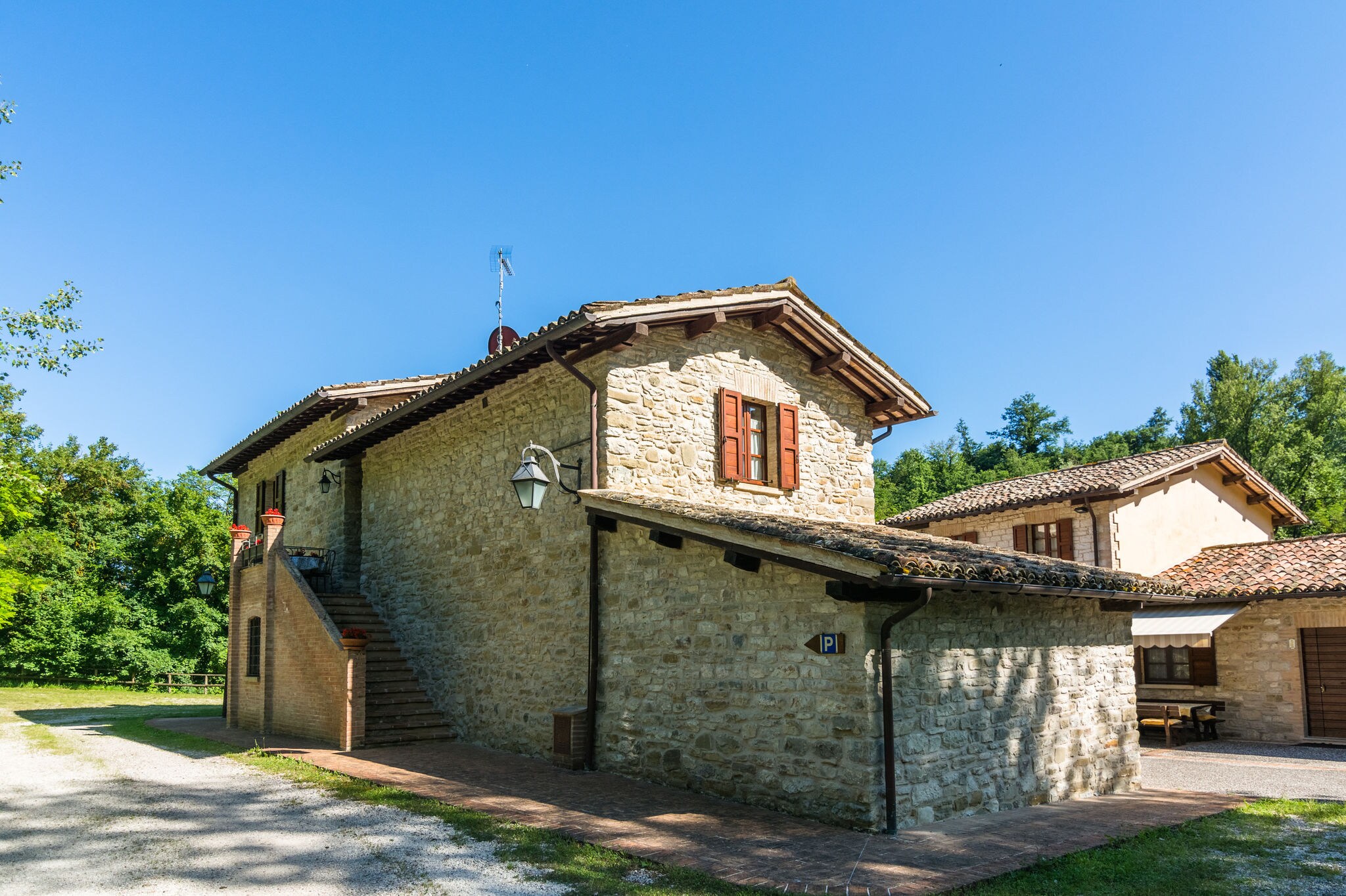 Beautiful Farmhouse in Gubbio with shared Pool