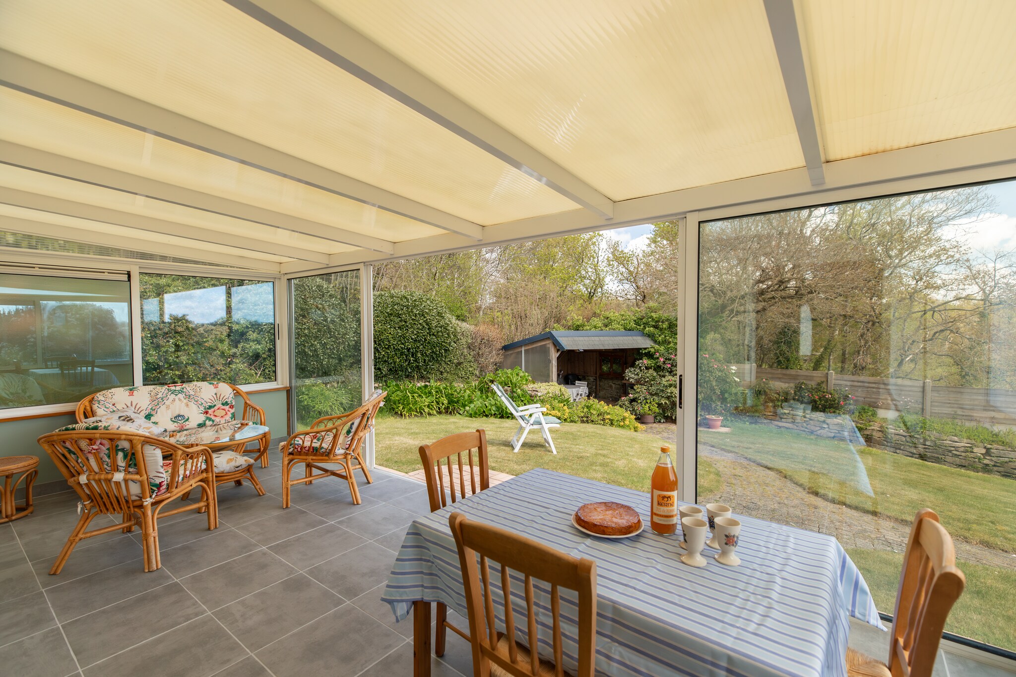 Maison de vacances avec veranda à St Renan - Woonkamer
