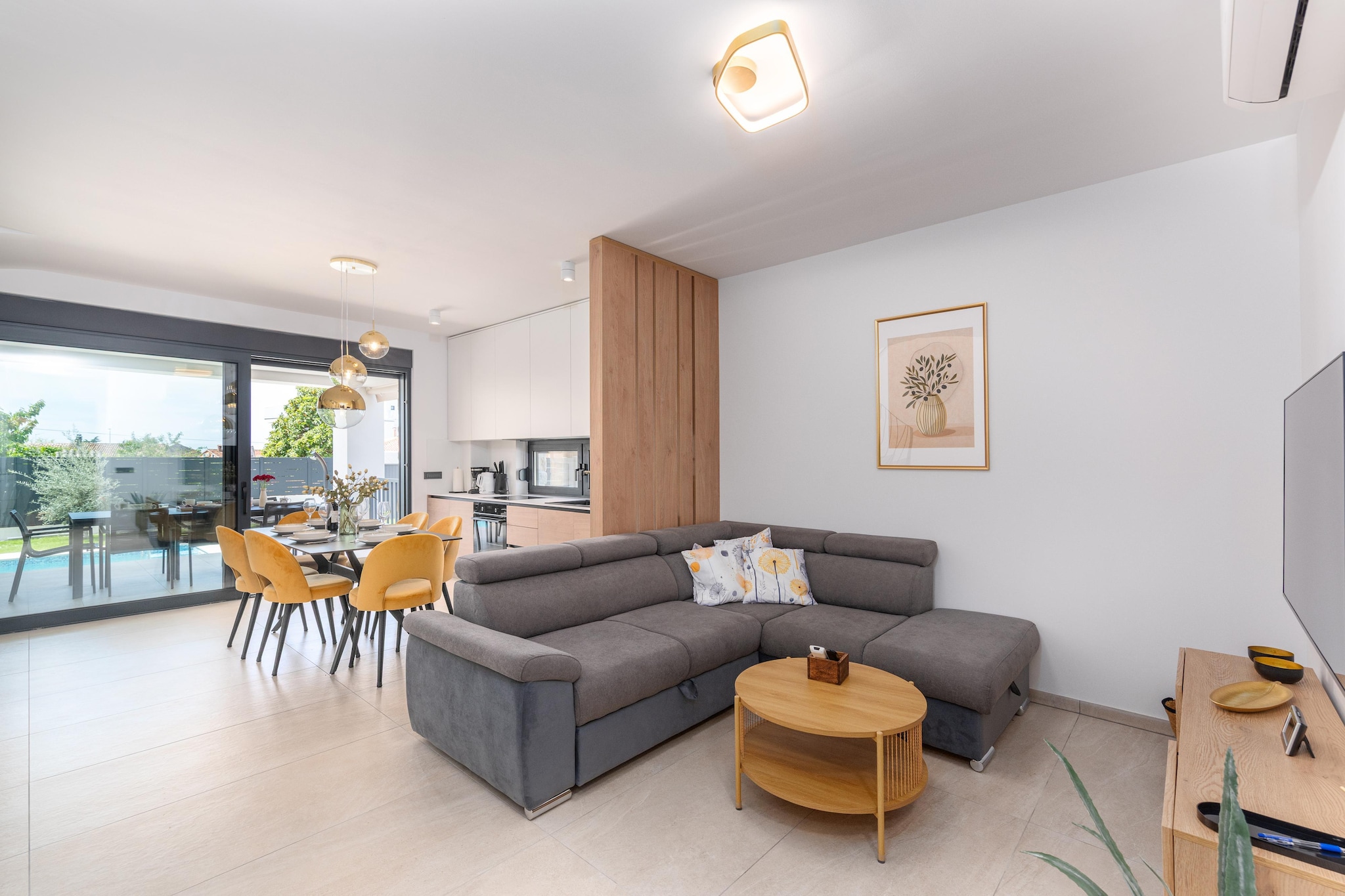 Apartment Golden Olive 1
