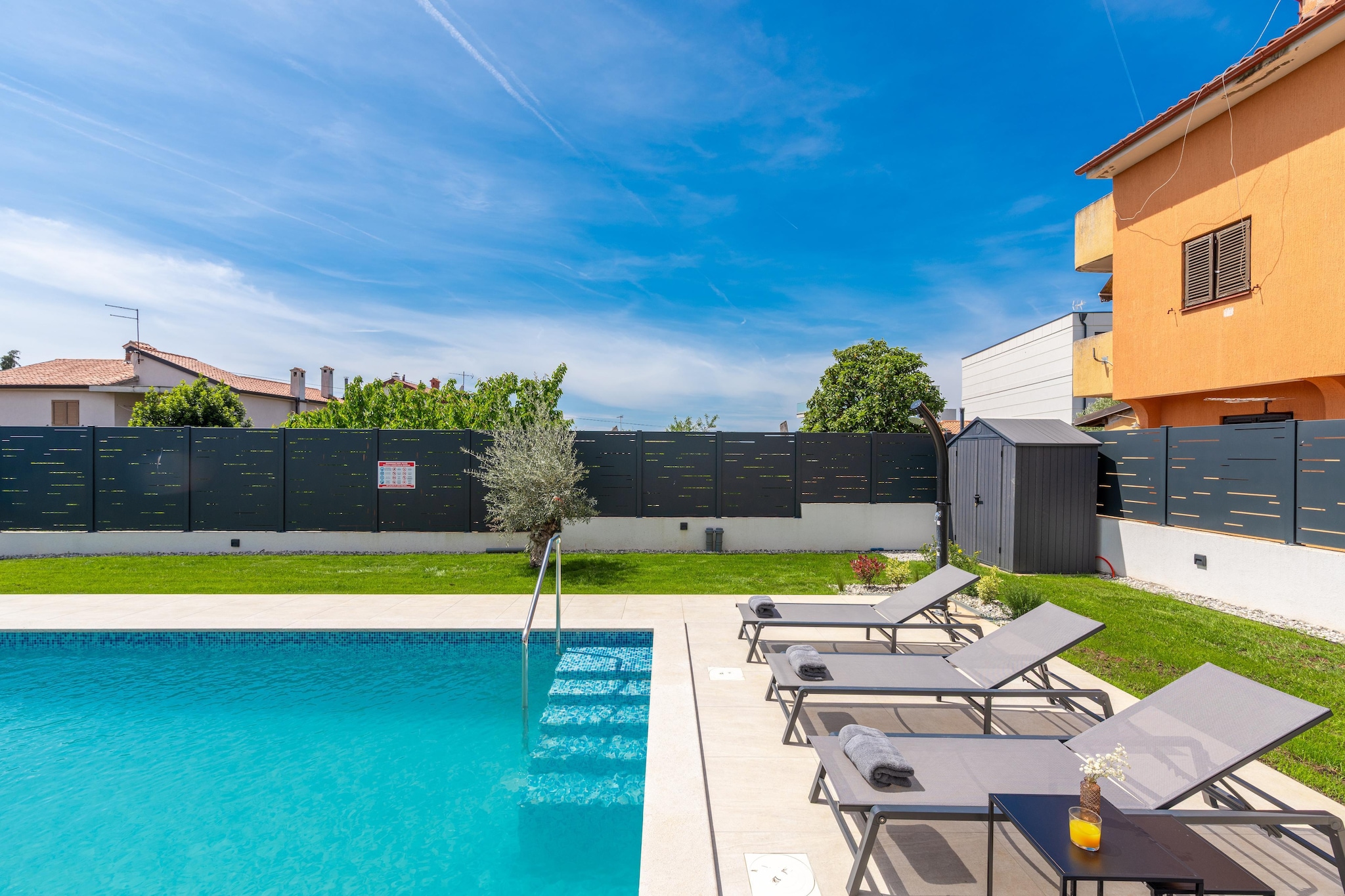 Apartment Golden Olive 1 - Piscine