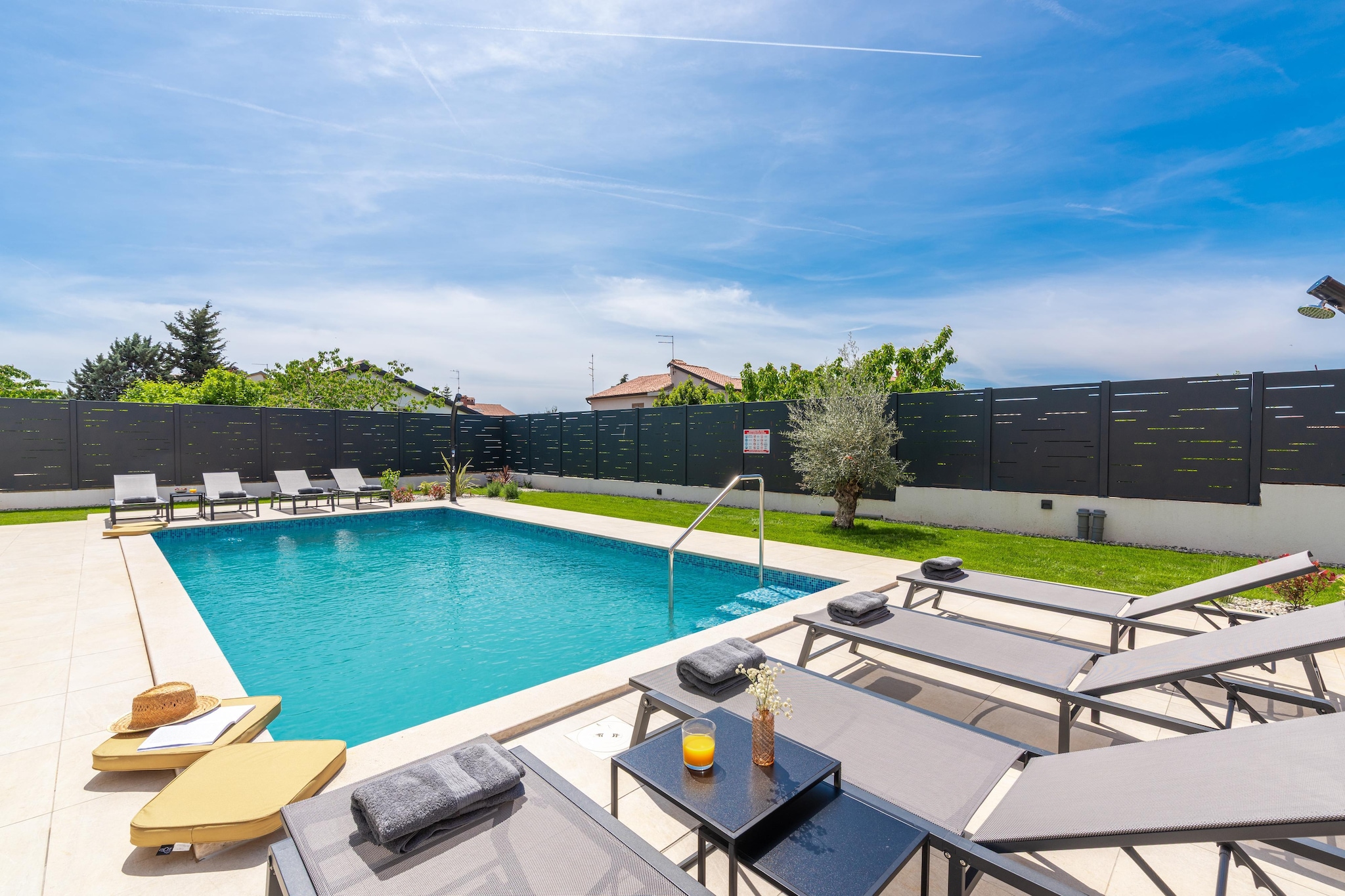 Apartment Golden Olive 2 - Zwembad