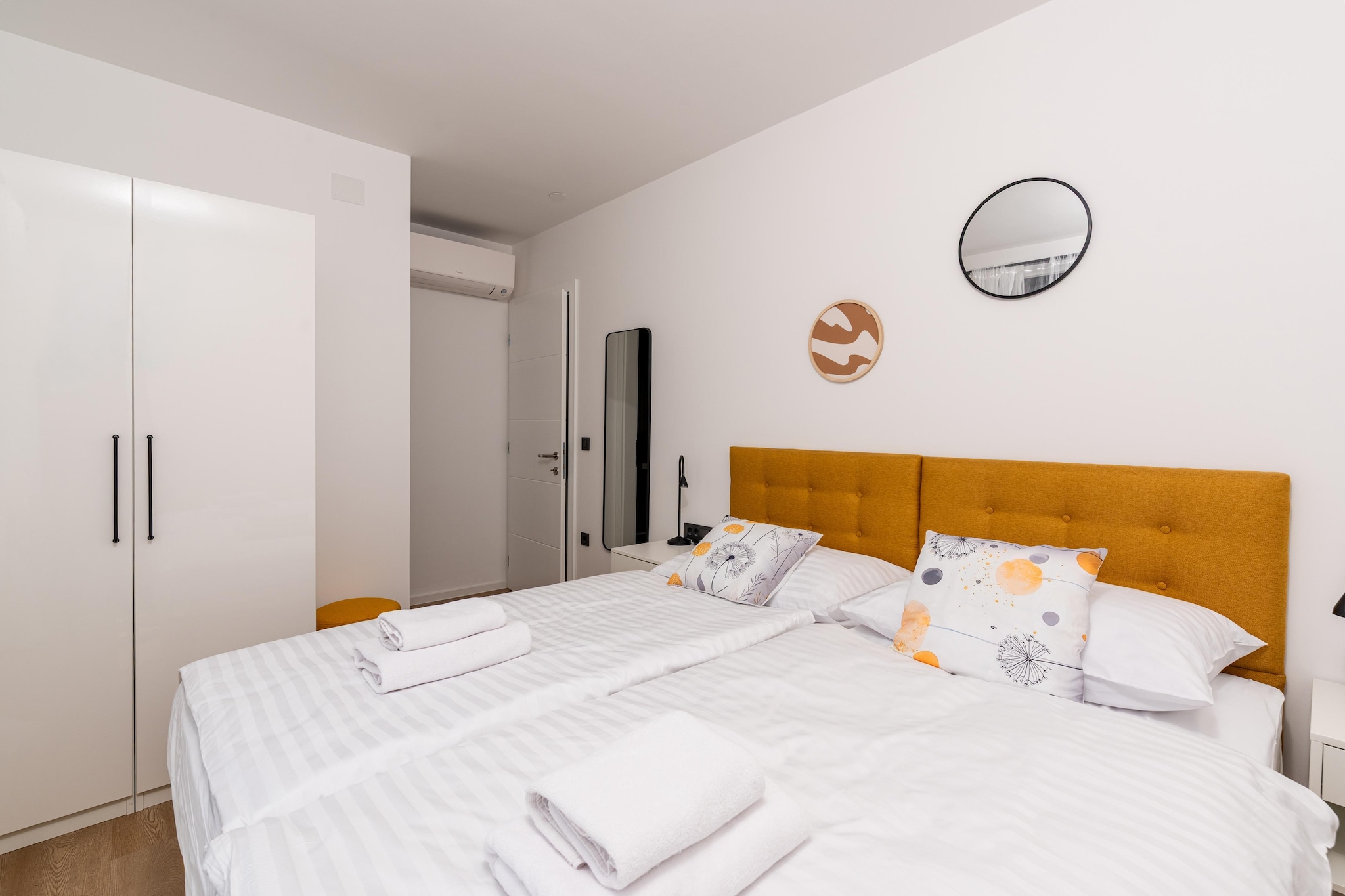 Apartment Golden Olive 2