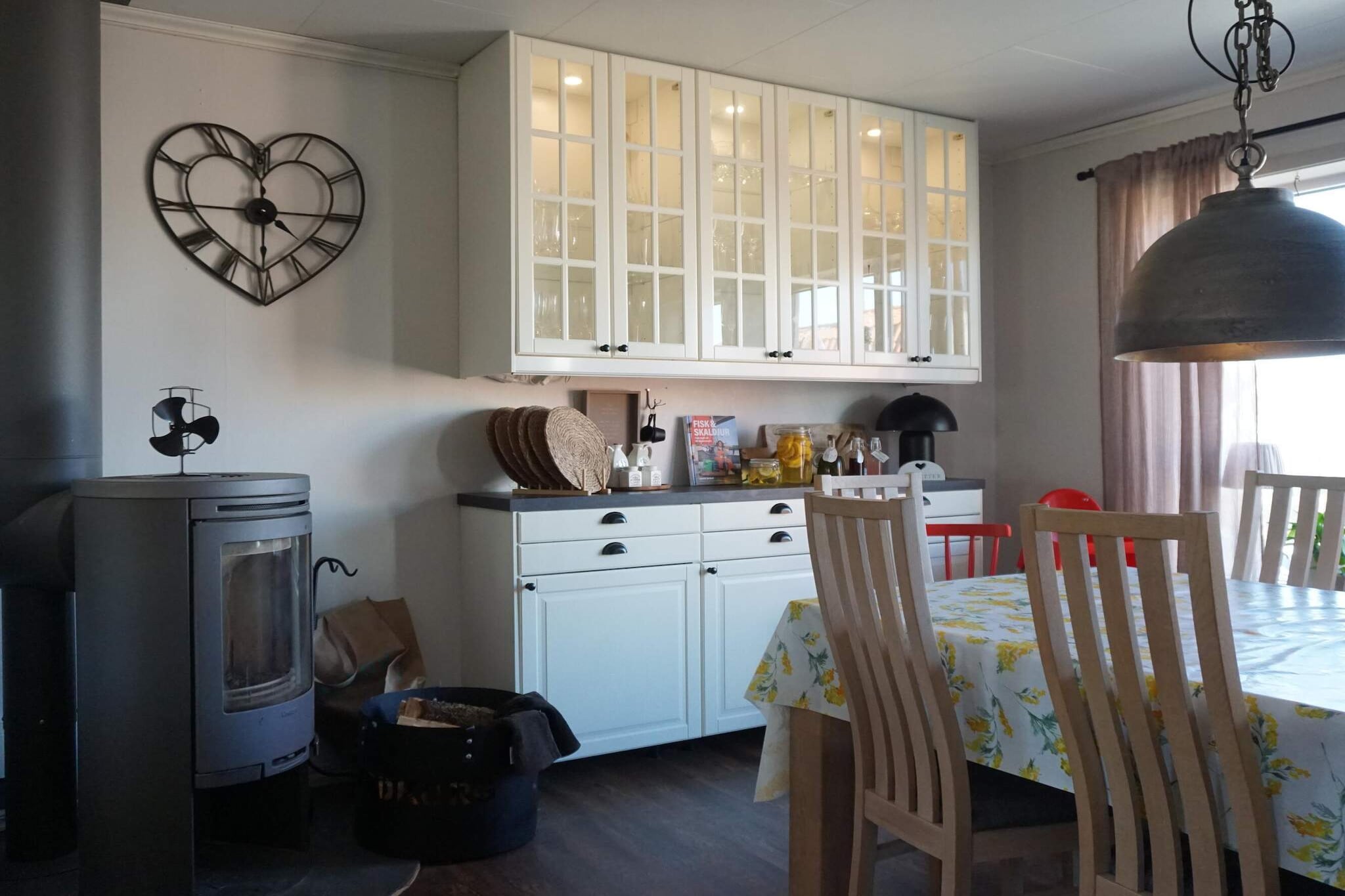 4 star holiday home in KUNGSHAMN - Indoor