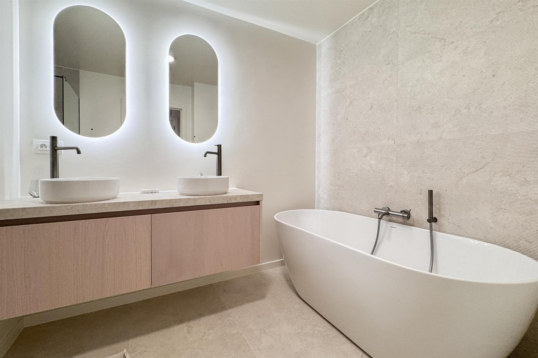 IBIS 41  Box - Badkamer