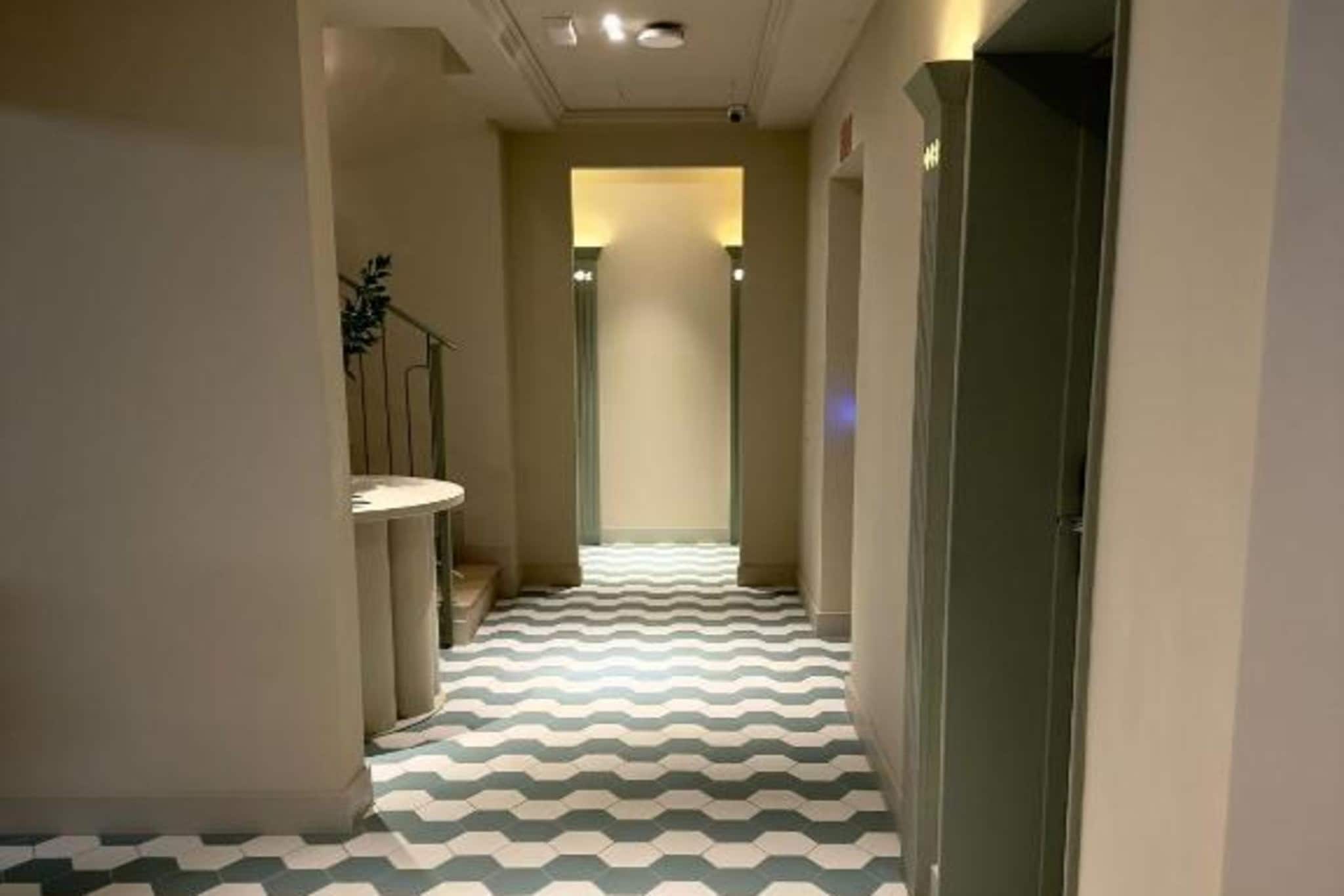 Apartamento deluxe con balcón - Overloop