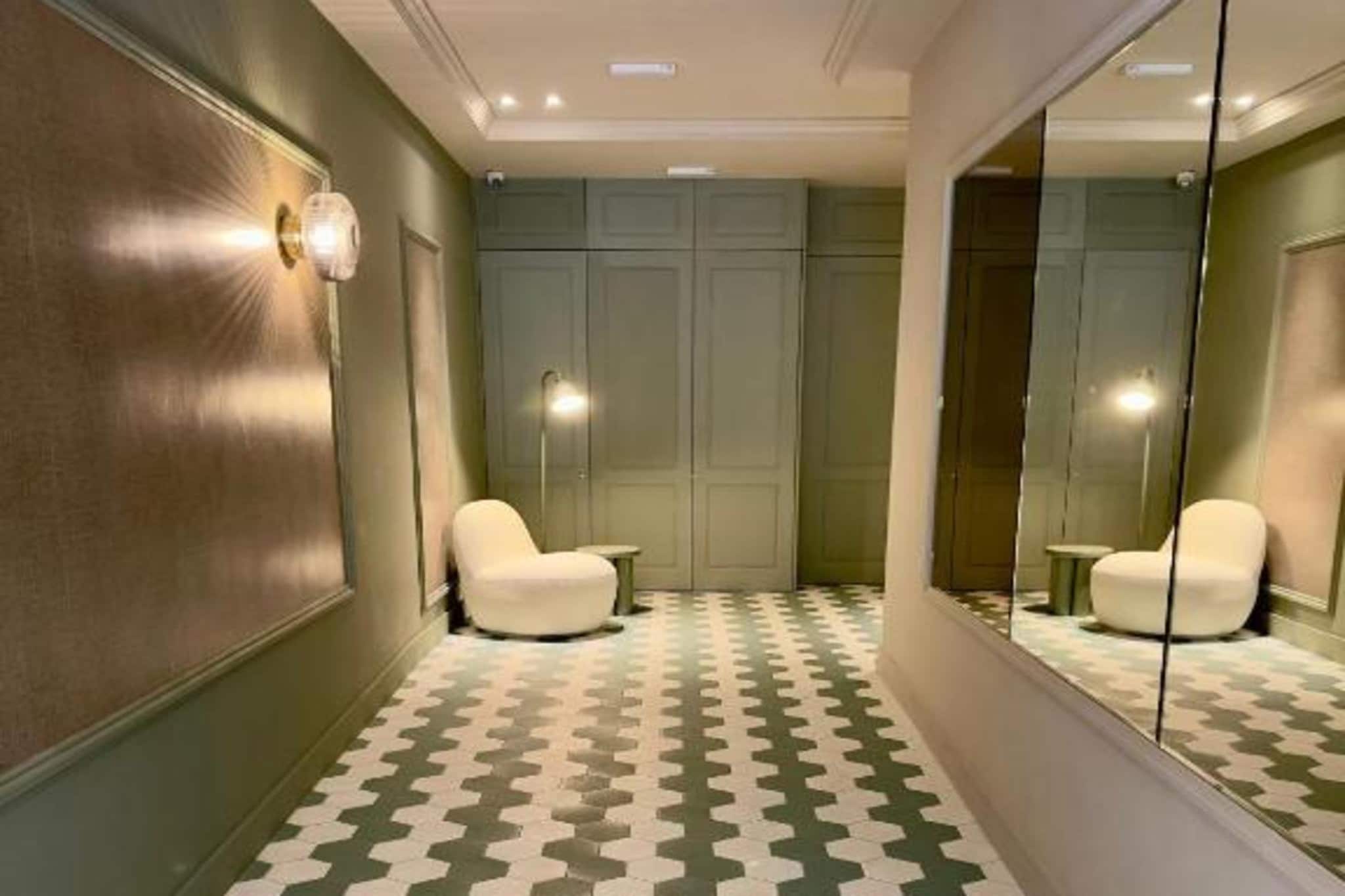 Apartamento deluxe con balcón - Overloop